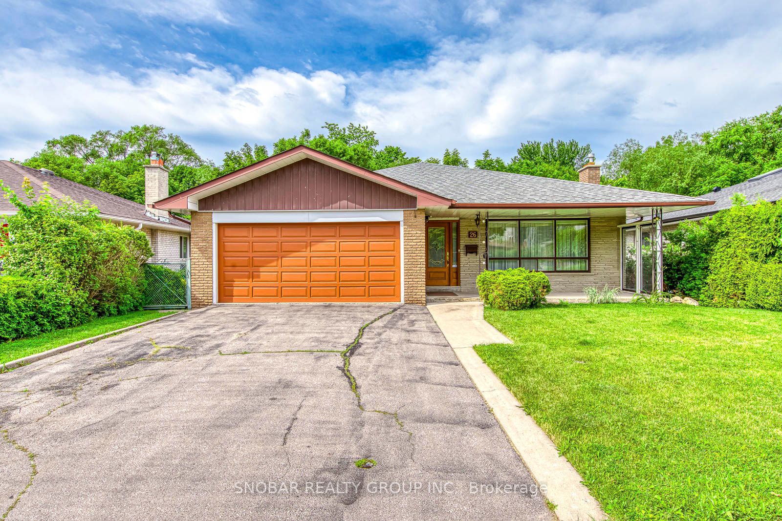 26 Annabelle Drive, Toronto, ON M9V 3B6