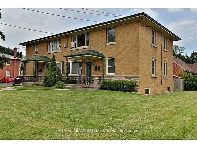 2006 Maplewood Drive 2, Burlington, ON L7R 2C4