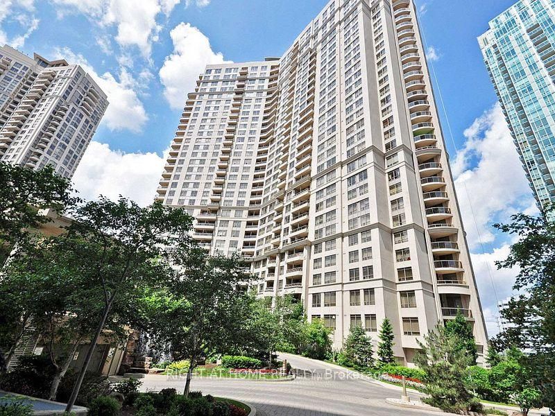 3888 Duke Of York Boulevard 3034, Mississauga, ON L5B 4P5 photo 2