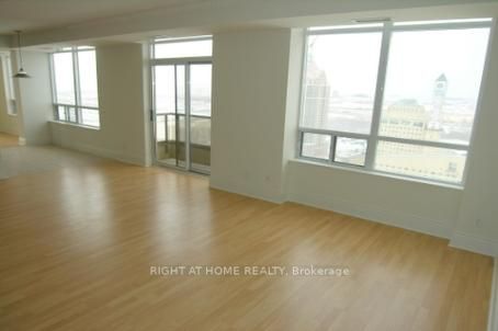 3888 Duke Of York Boulevard 3034, Mississauga, ON L5B 4P5 photo 4