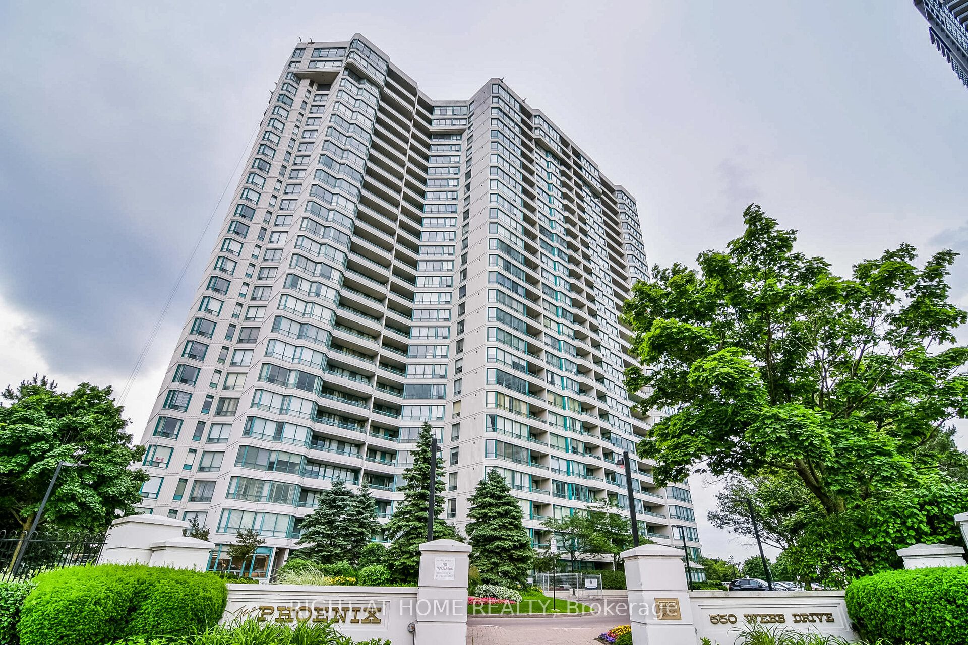 550 Webb Drive 1808, Mississauga, ON L5B 3Y4