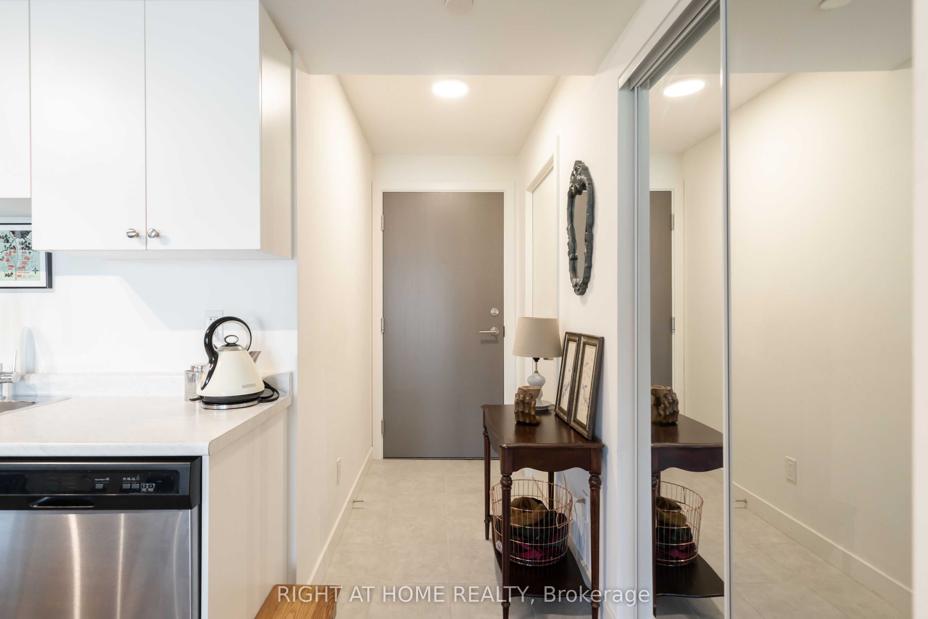 10 Wilby Crescent 807, Toronto, ON M9N 0B6 photo 4