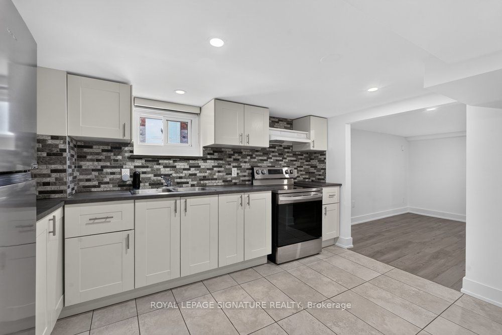 57 Miranda Avenue Lower, Toronto, ON M6E 4G3 photo 5