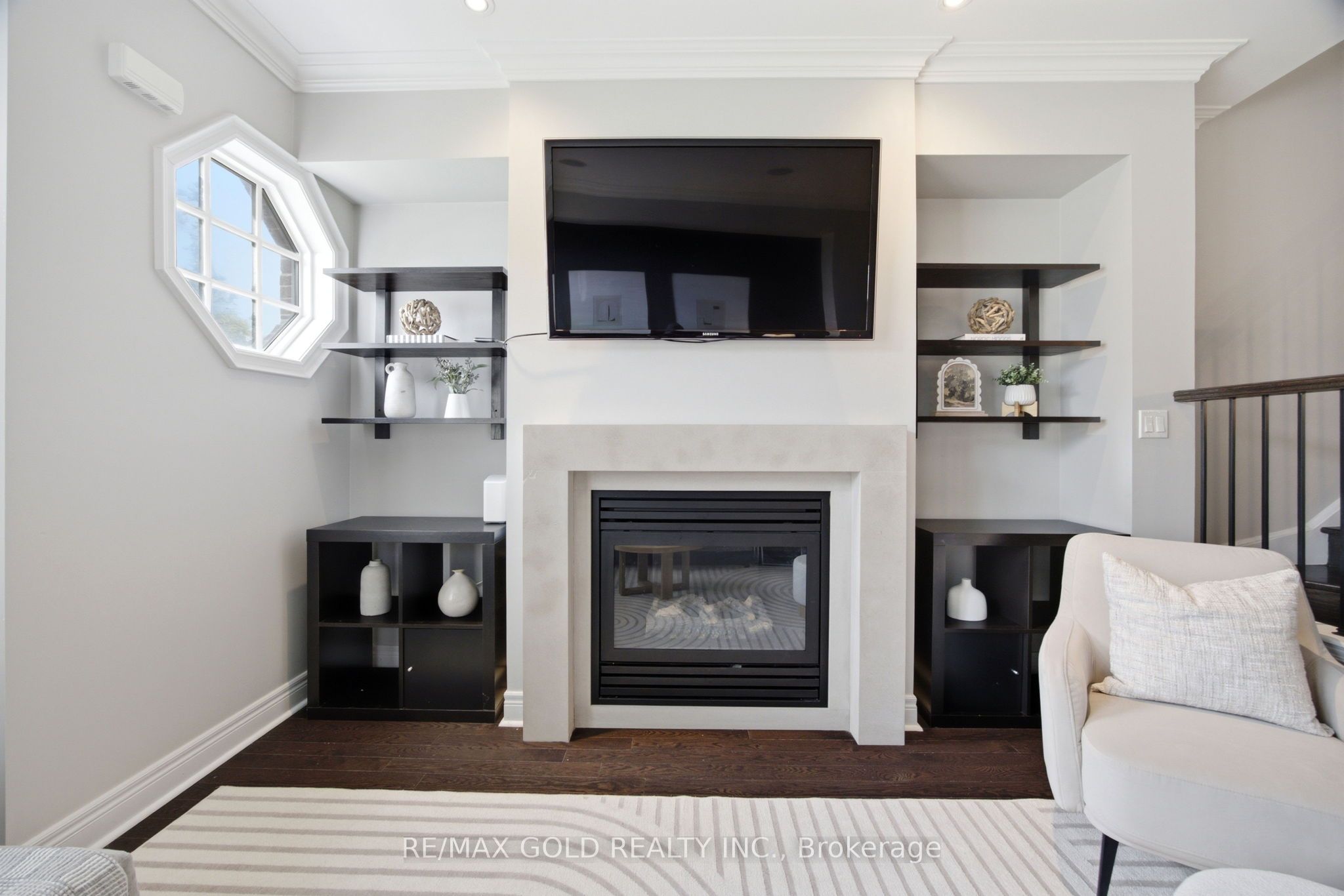 71 Cormier Heights, Toronto, ON M8Z 0B6 photo 5