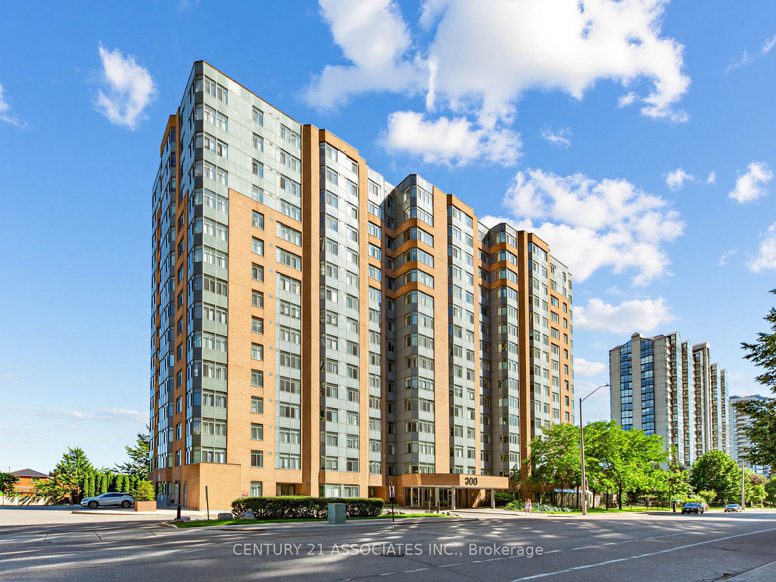 300 Webb Drive 204, Mississauga, ON L5B 3W3
