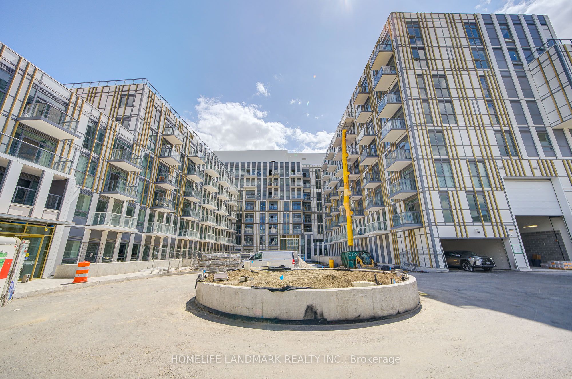 1005 Dundas Street E 515, Oakville, ON L6H 8C7
