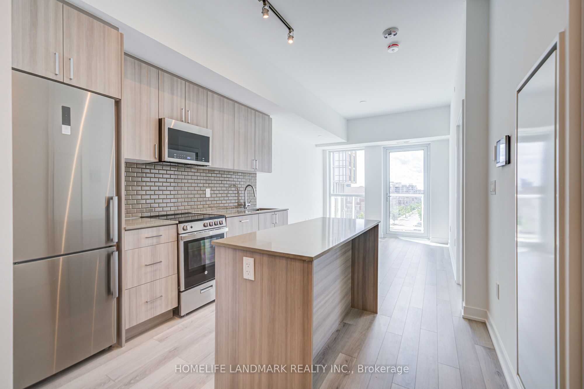 1005 Dundas Street E 515, Oakville, ON L6H 8C7 photo 5