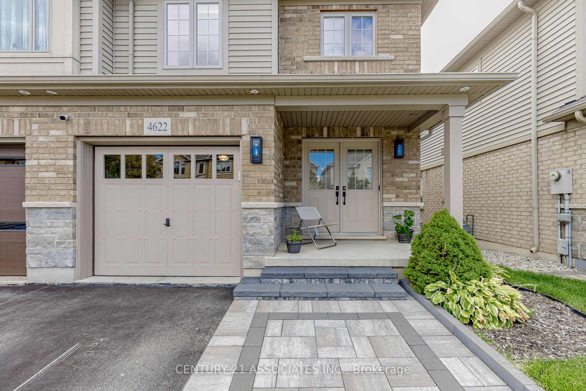 4622 Keystone Crescent, Burlington, ON L7M 0L9 photo 2