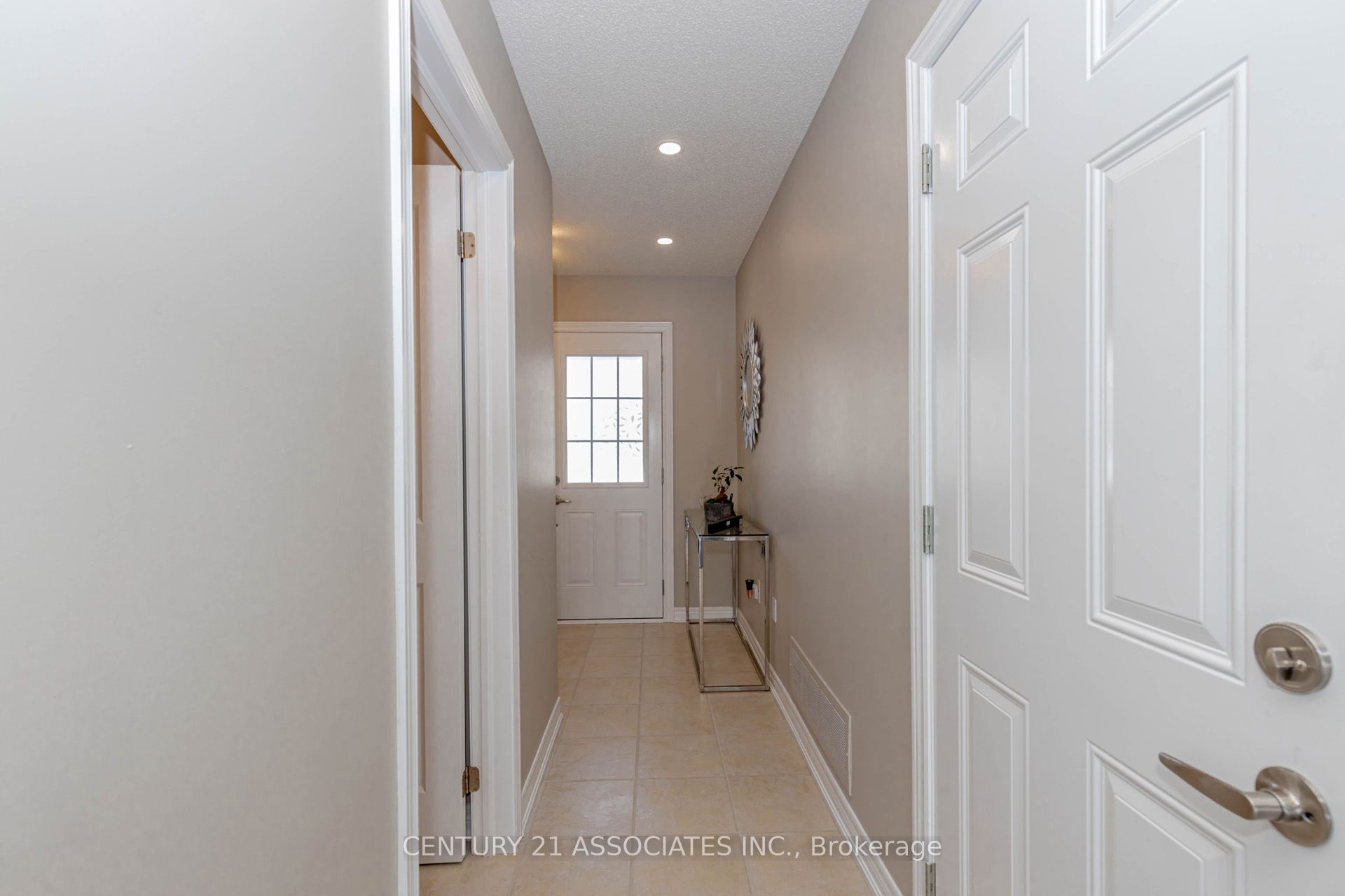 4622 Keystone Crescent, Burlington, ON L7M 0L9 photo 4