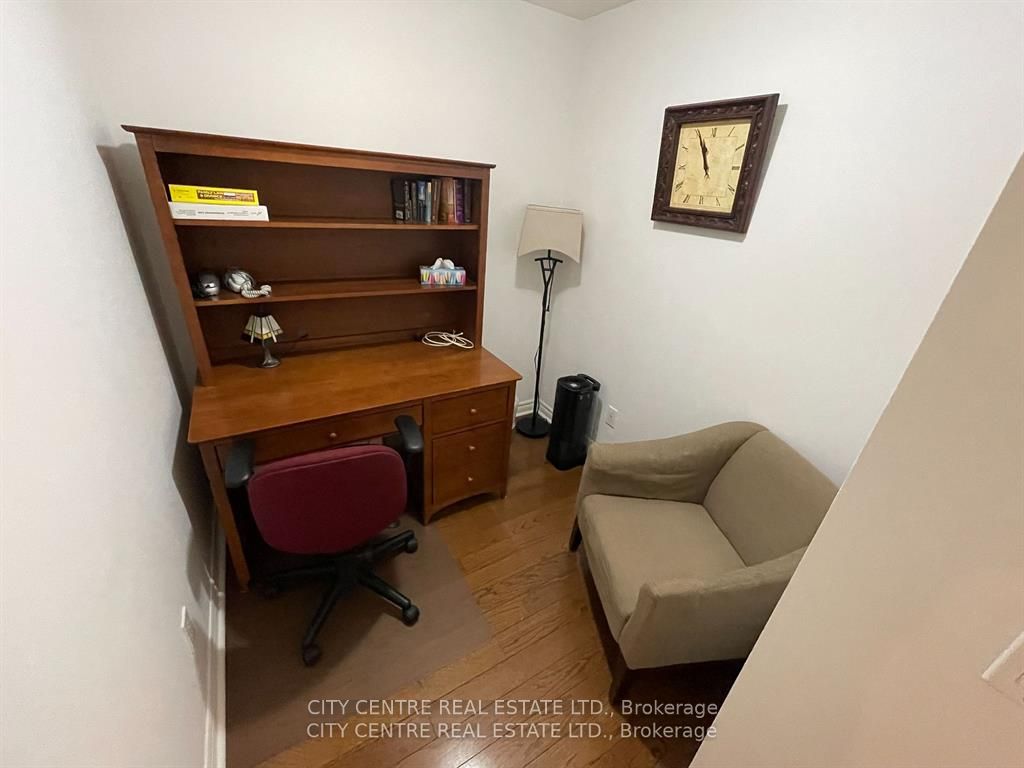 4090 Living Arts Drive 1112, Mississauga, ON L5B 4M8 photo 4