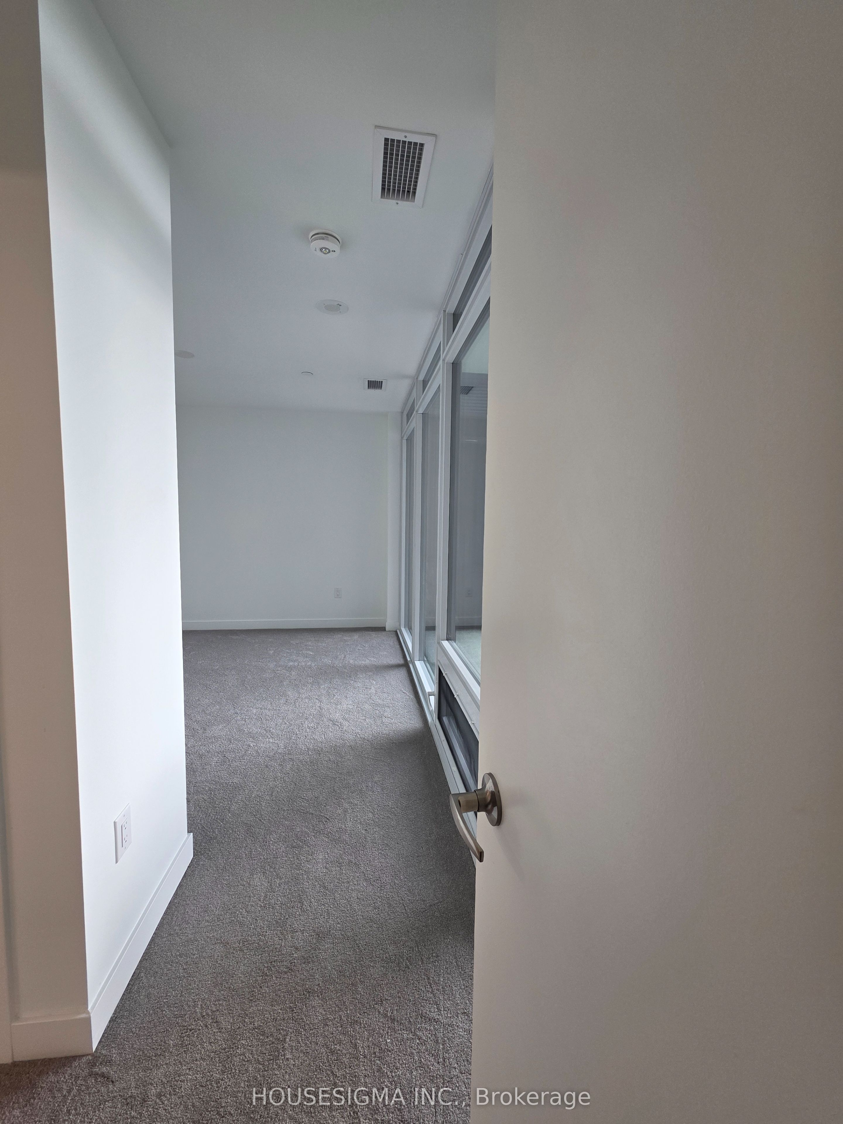 4010 Eglinton Avenue W 607, Toronto, ON M9A 4M2 photo 4