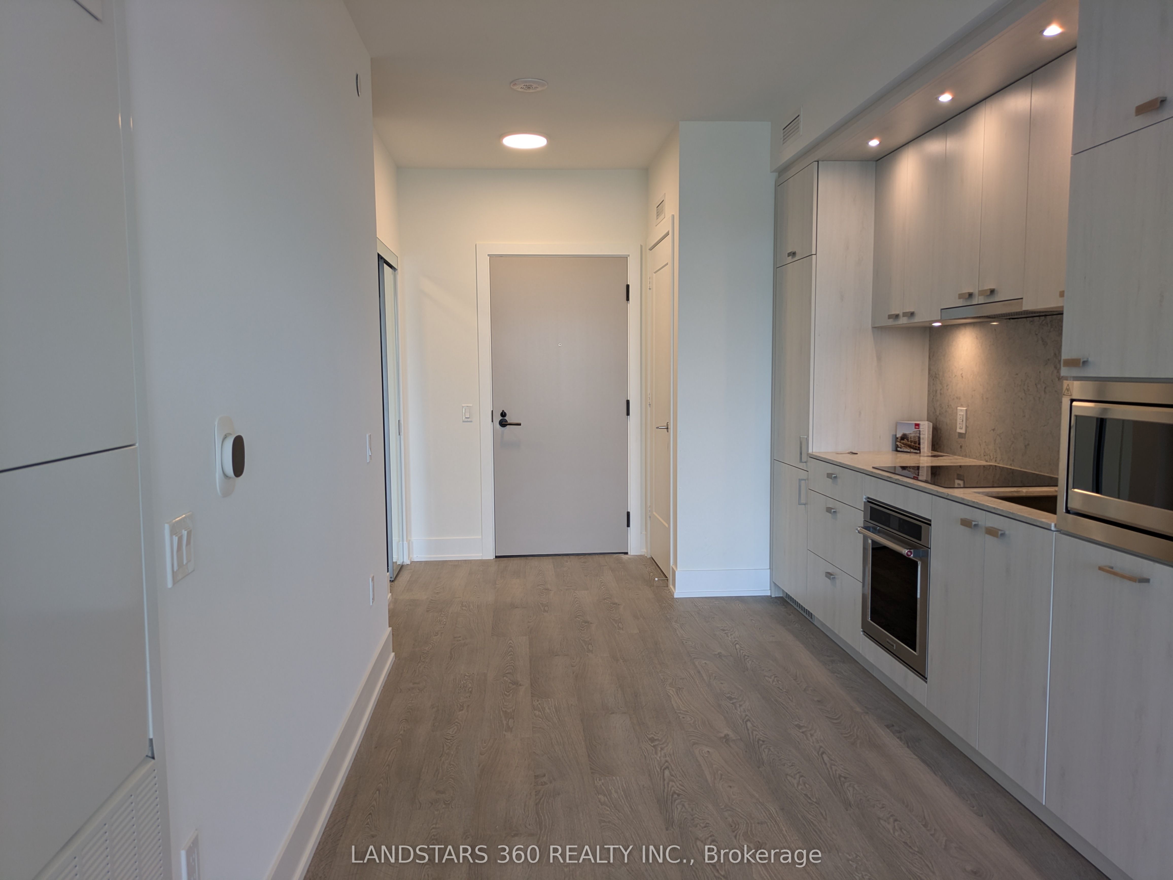 858 Dupont Street 816, Toronto, ON M6G 0C1 photo 5