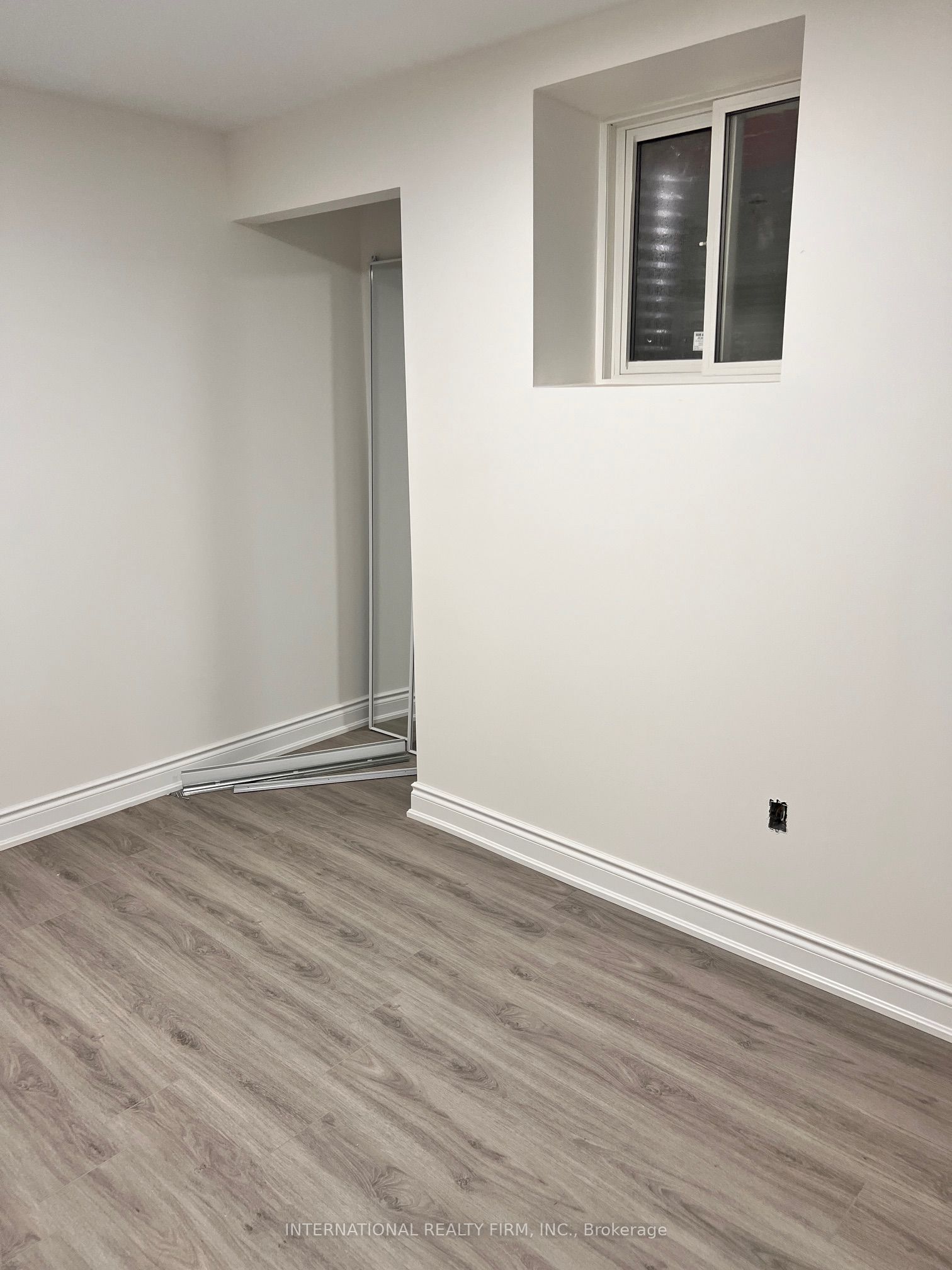 41 Eberly Woods Drive Basement, Caledon, ON L7C 4J2 photo 3