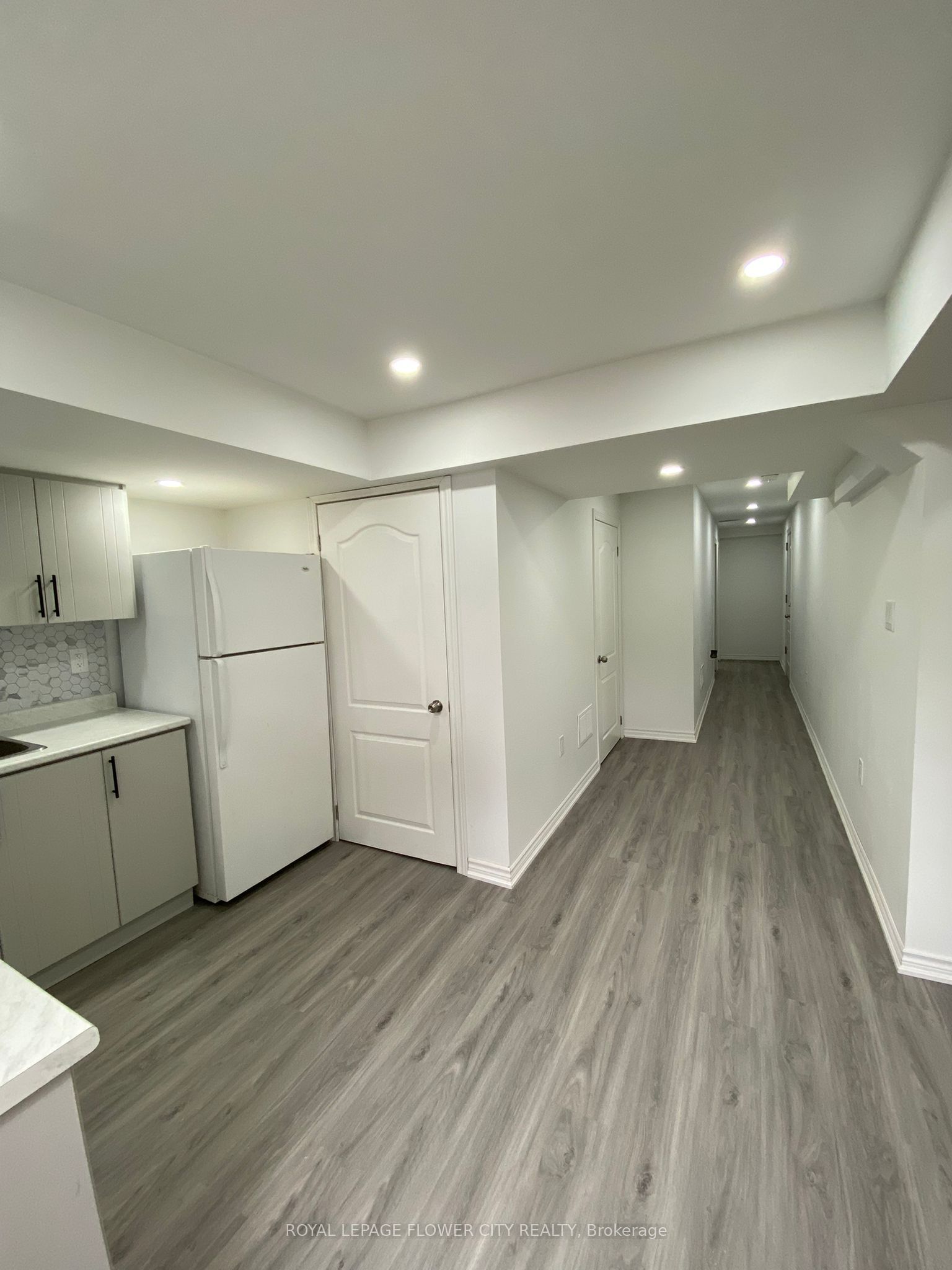 29 Marshmarigold Drive Basement, Brampton, ON L7A 2S7 photo 5