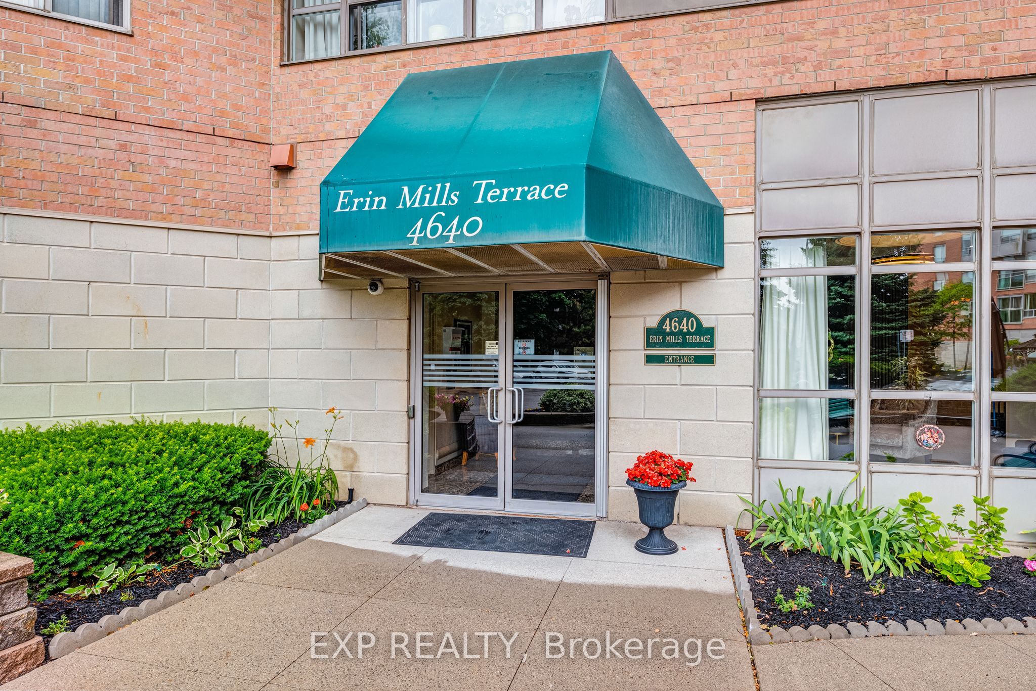 4640 Kimbermount Avenue 706, Mississauga, ON L5M 5W6 photo 3