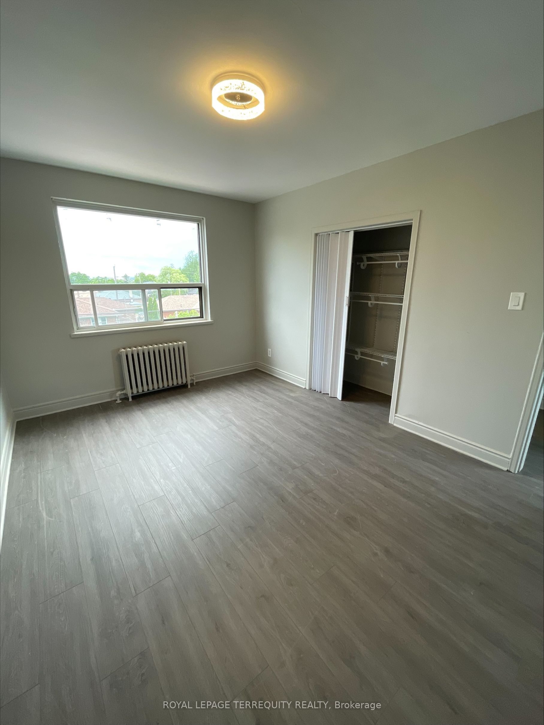 2548 Keele Street 204, Toronto, ON M6L 2N8 photo 5