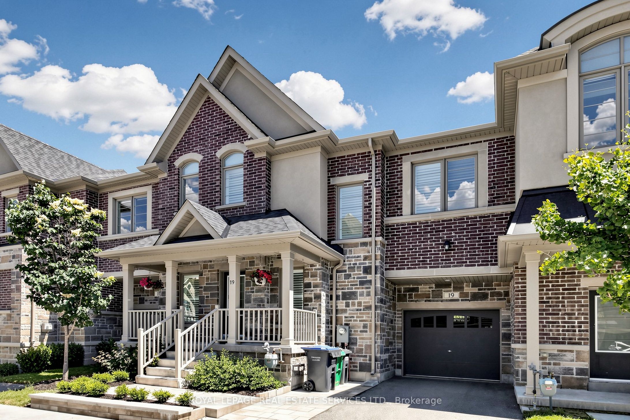 19 Summerbeam Way, Brampton, ON L6Y 6K5 photo 2