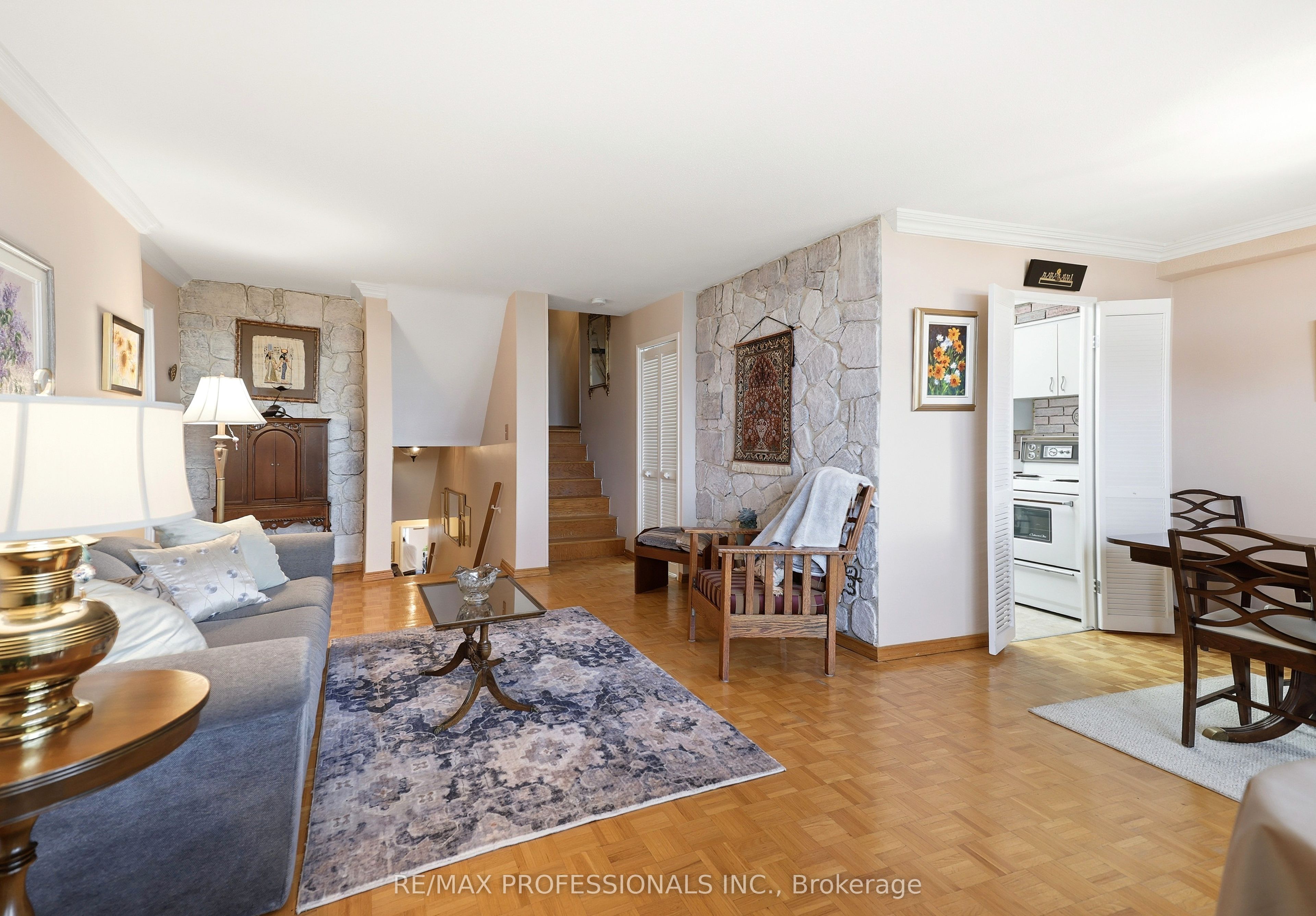 11 Wincott Drive 1208, Toronto, ON M9R 2R9 photo 4
