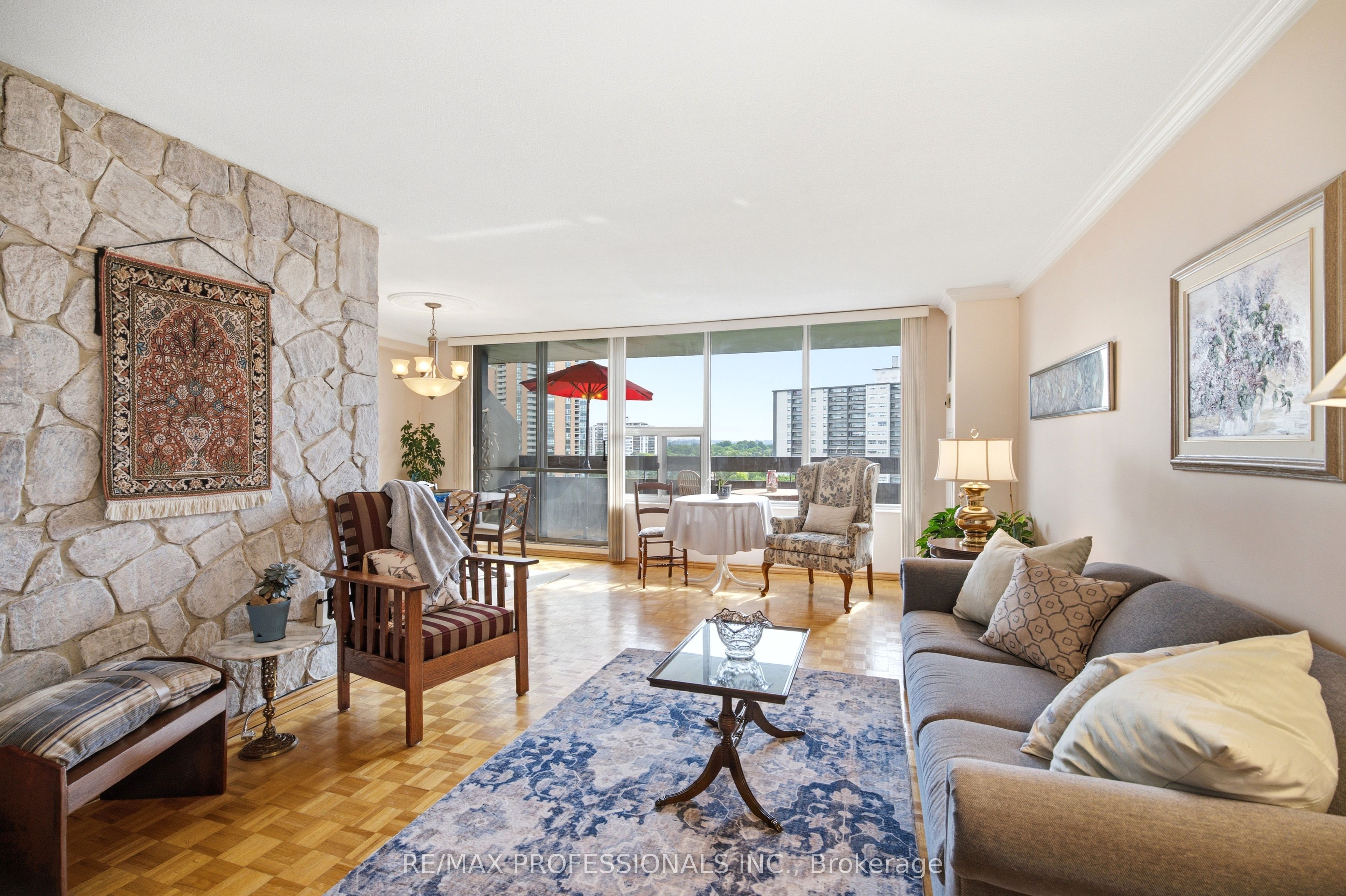 11 Wincott Drive 1208, Toronto, ON M9R 2R9 photo 5