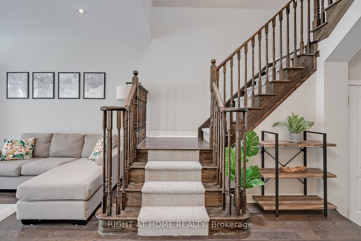2033 Trawden Way, Oakville, ON L6M 0M2 photo 4