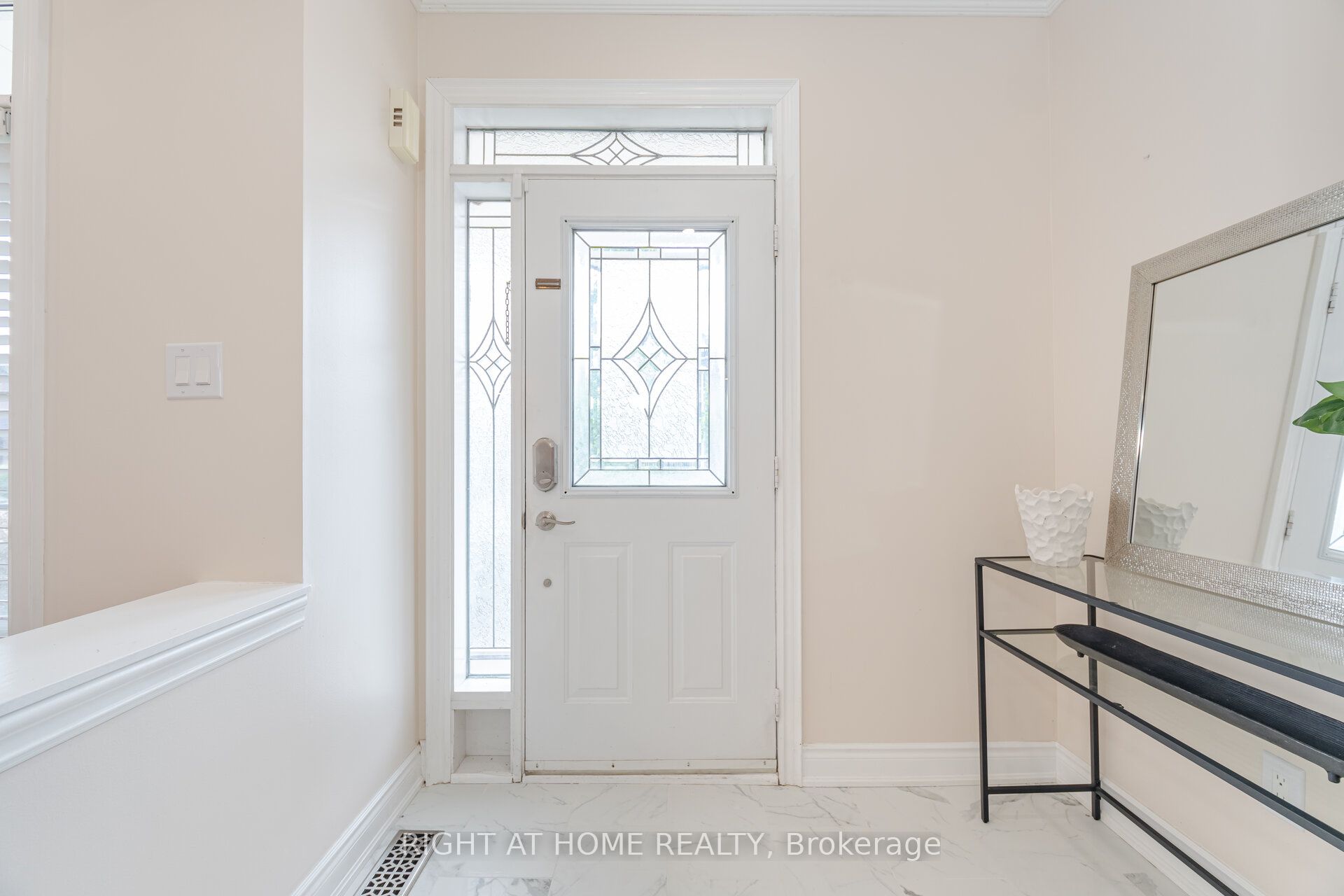 3737 Brinwood Gate, Mississauga, ON L5M 7G9 photo 3