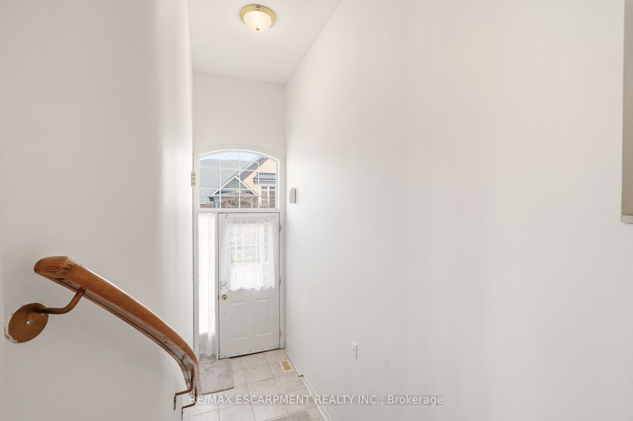 4400 MILLCROFT PARK Drive 40, Burlington, ON L7M 5B5 photo 3