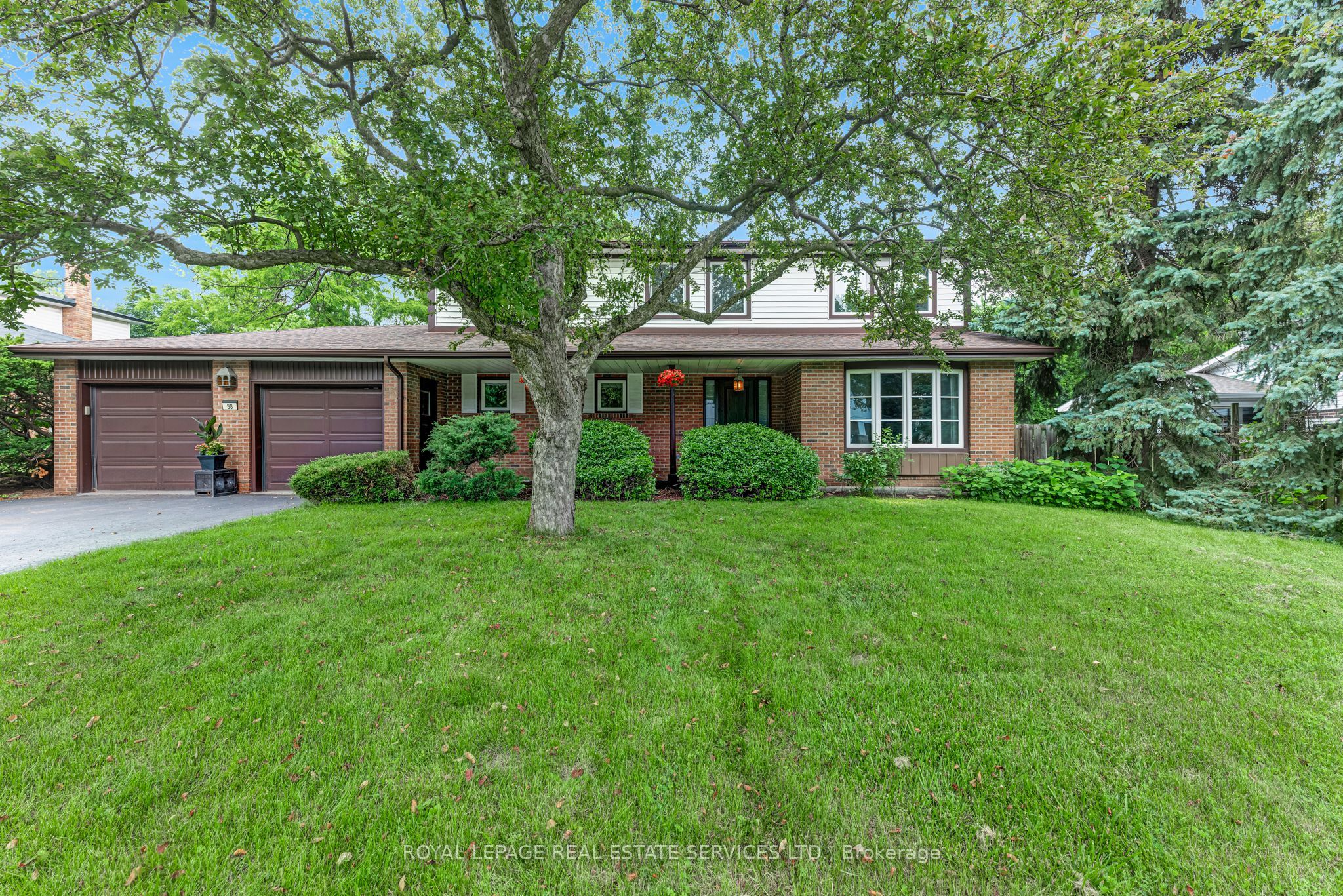 88 GERMORDA Drive, Oakville, ON L6H 2R1 photo 2