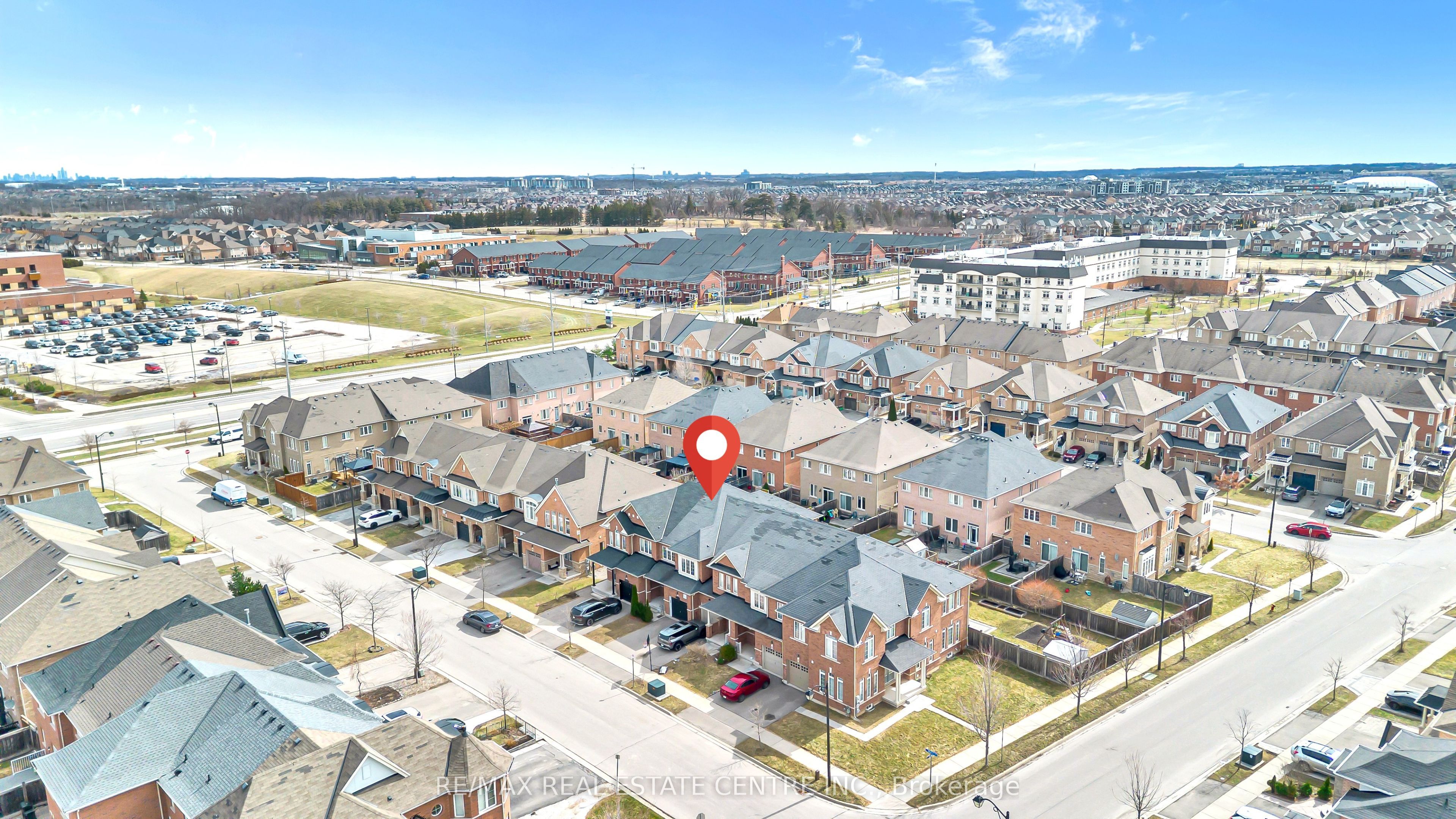 8 Munch Place, Milton, ON L9T 8K6 photo 2