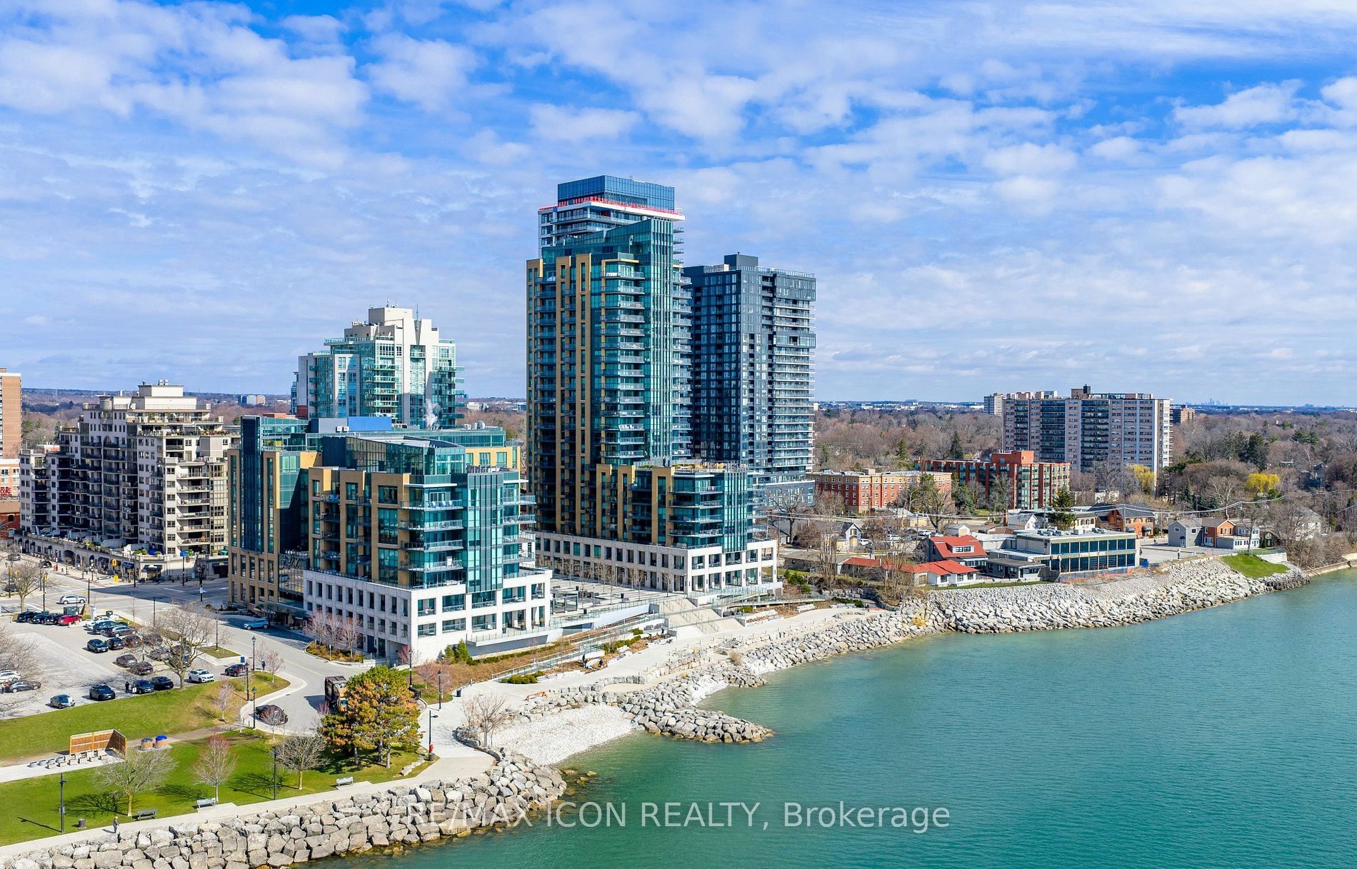 2060 Lakeshore Road 602, Burlington, ON L7R 0G2