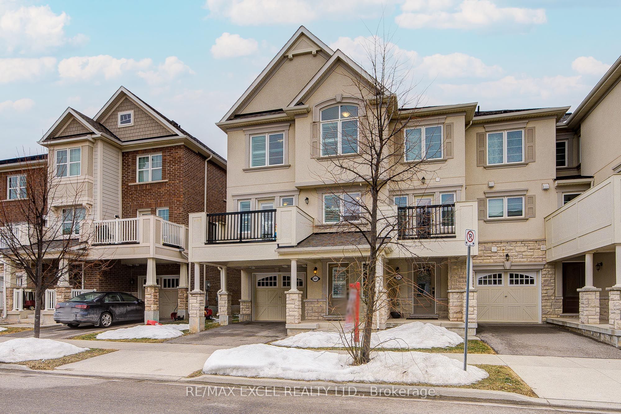 3081 Harebell Gate, Oakville, ON L6M 0Y9 photo 2