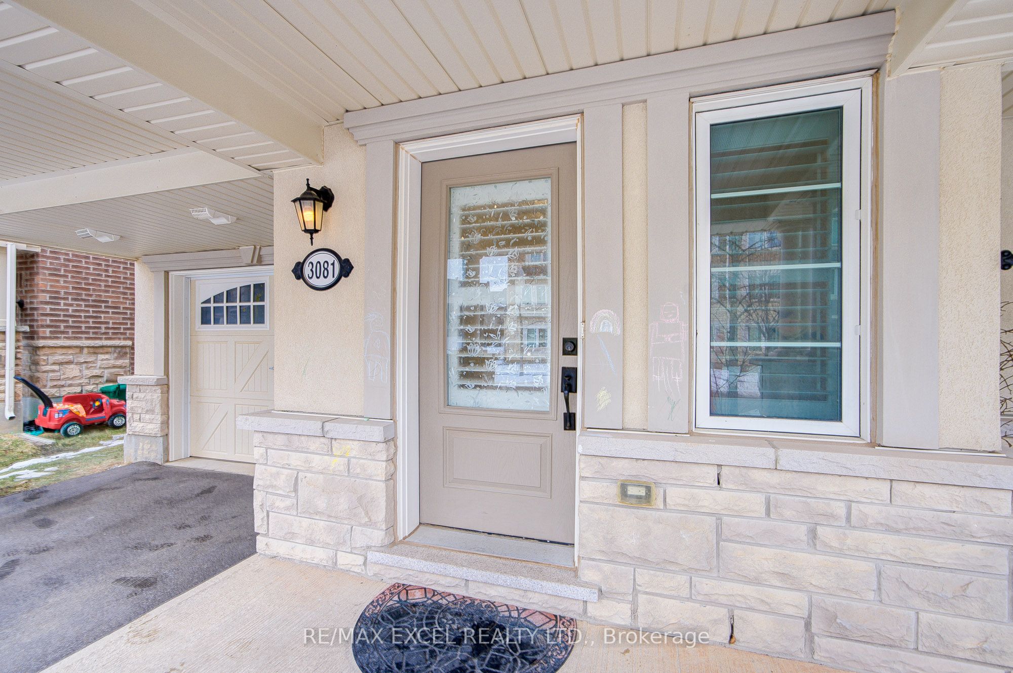 3081 Harebell Gate, Oakville, ON L6M 0Y9 photo 4