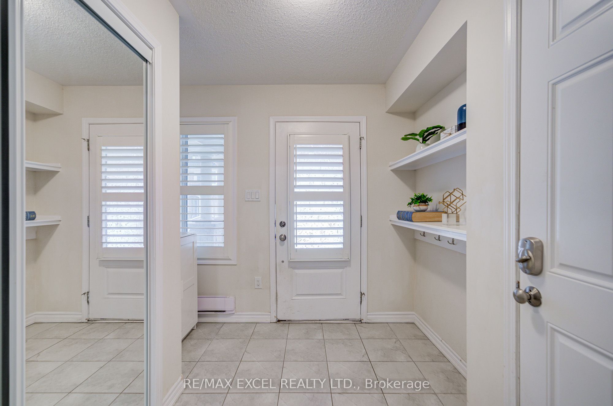 3081 Harebell Gate, Oakville, ON L6M 0Y9 photo 5
