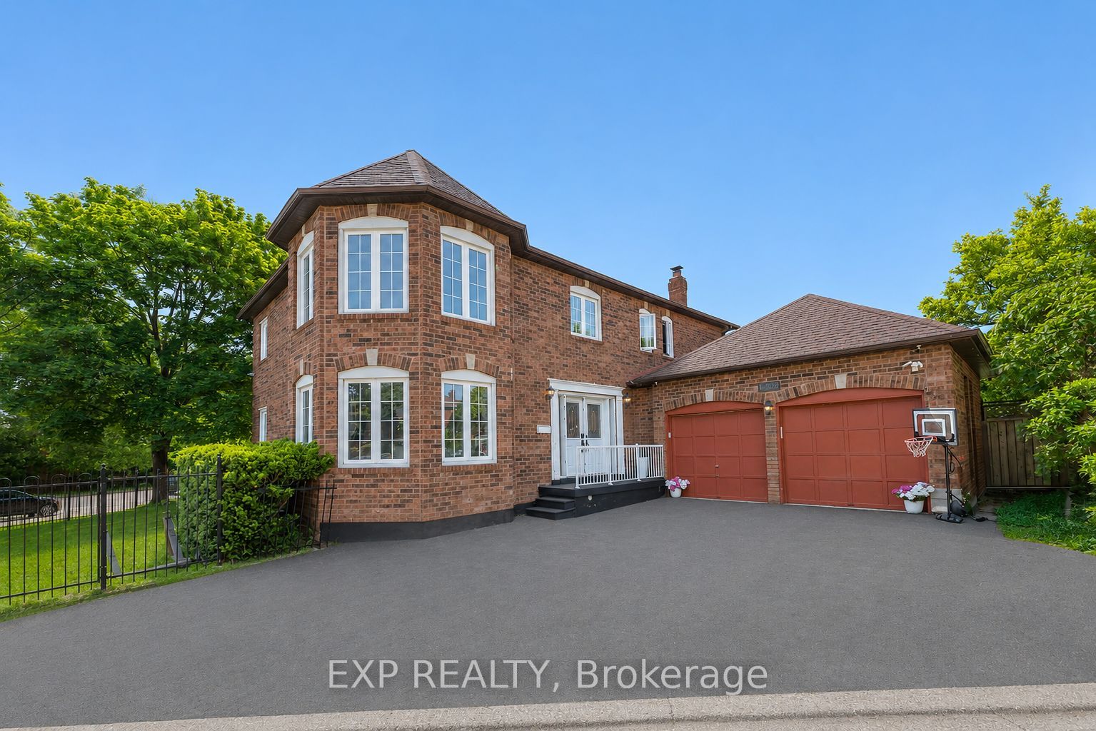 6502 Tenth Line W, Mississauga, ON L5N 5T7