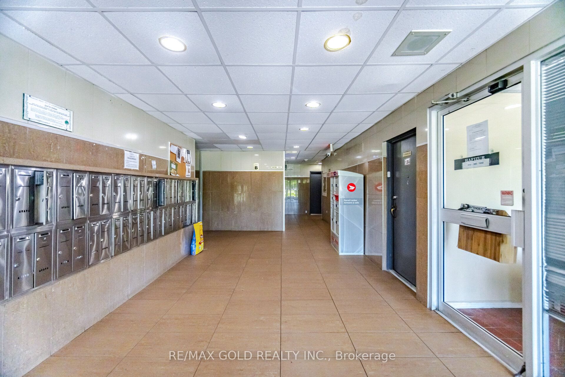 3025 The Credit Woodlands Drive 251, Mississauga, ON L5C 2V3 photo 5