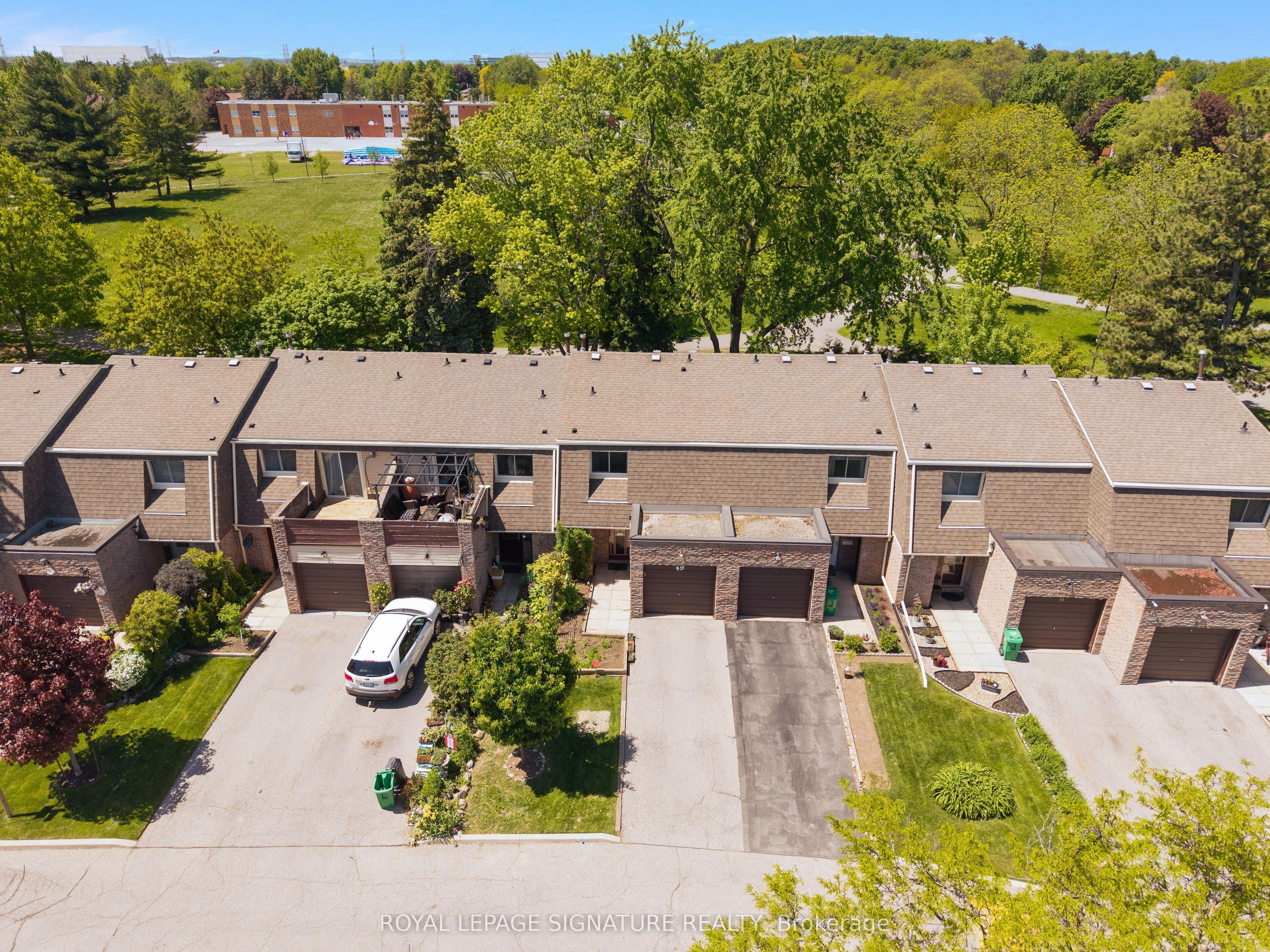 7430 Copenhagen Road 49, Mississauga, ON L5N 2C4 photo 2