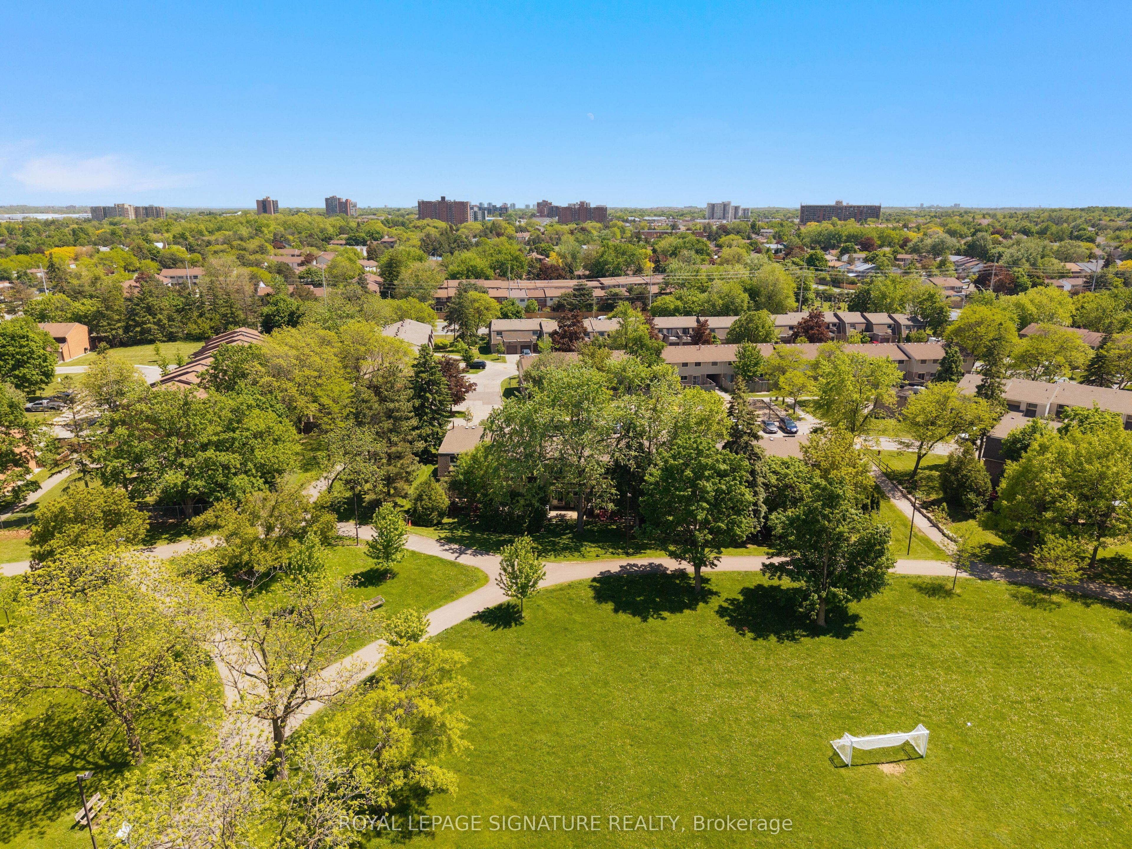 7430 Copenhagen Road 49, Mississauga, ON L5N 2C4 photo 3