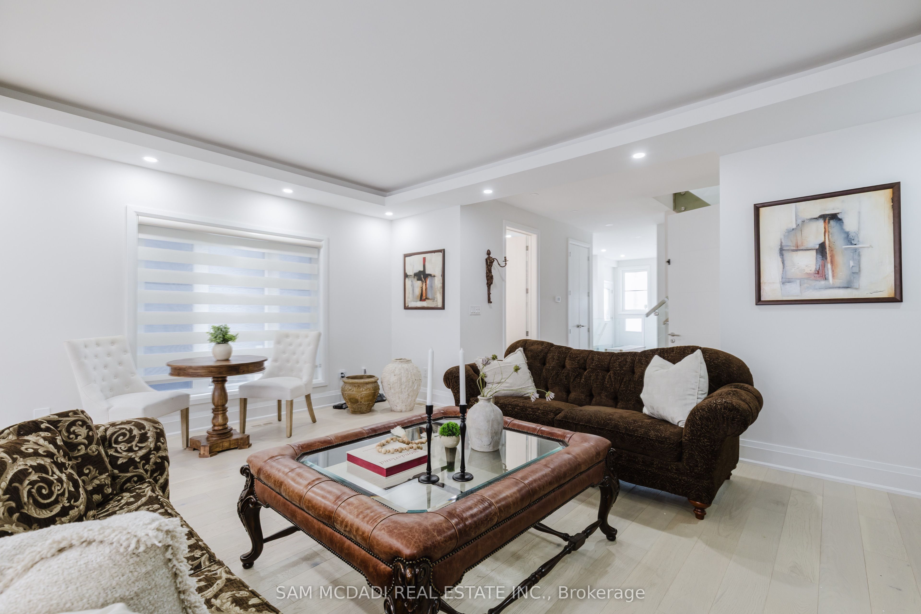 11A Maple Avenue N, Mississauga, ON L5H 2R9 photo 3