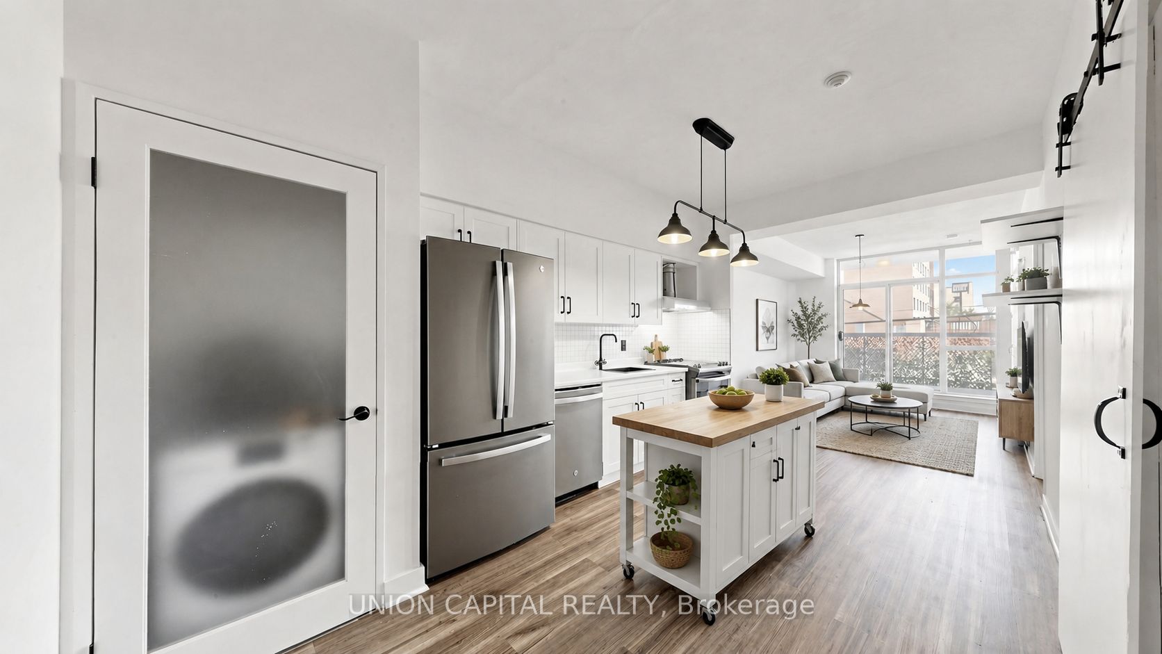 1375 Dupont Street 210, Toronto, ON M6H 4J8 photo 3