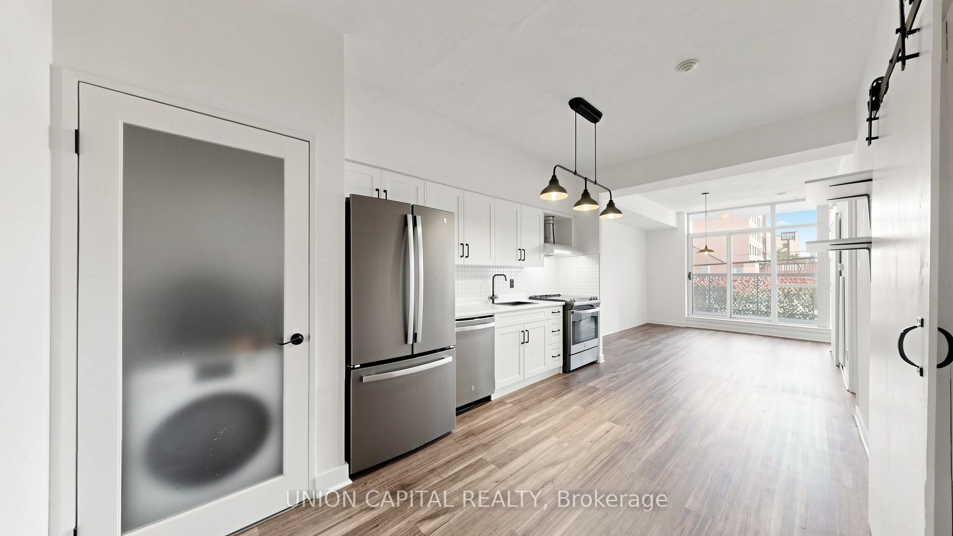 1375 Dupont Street 210, Toronto, ON M6H 4J8 photo 4