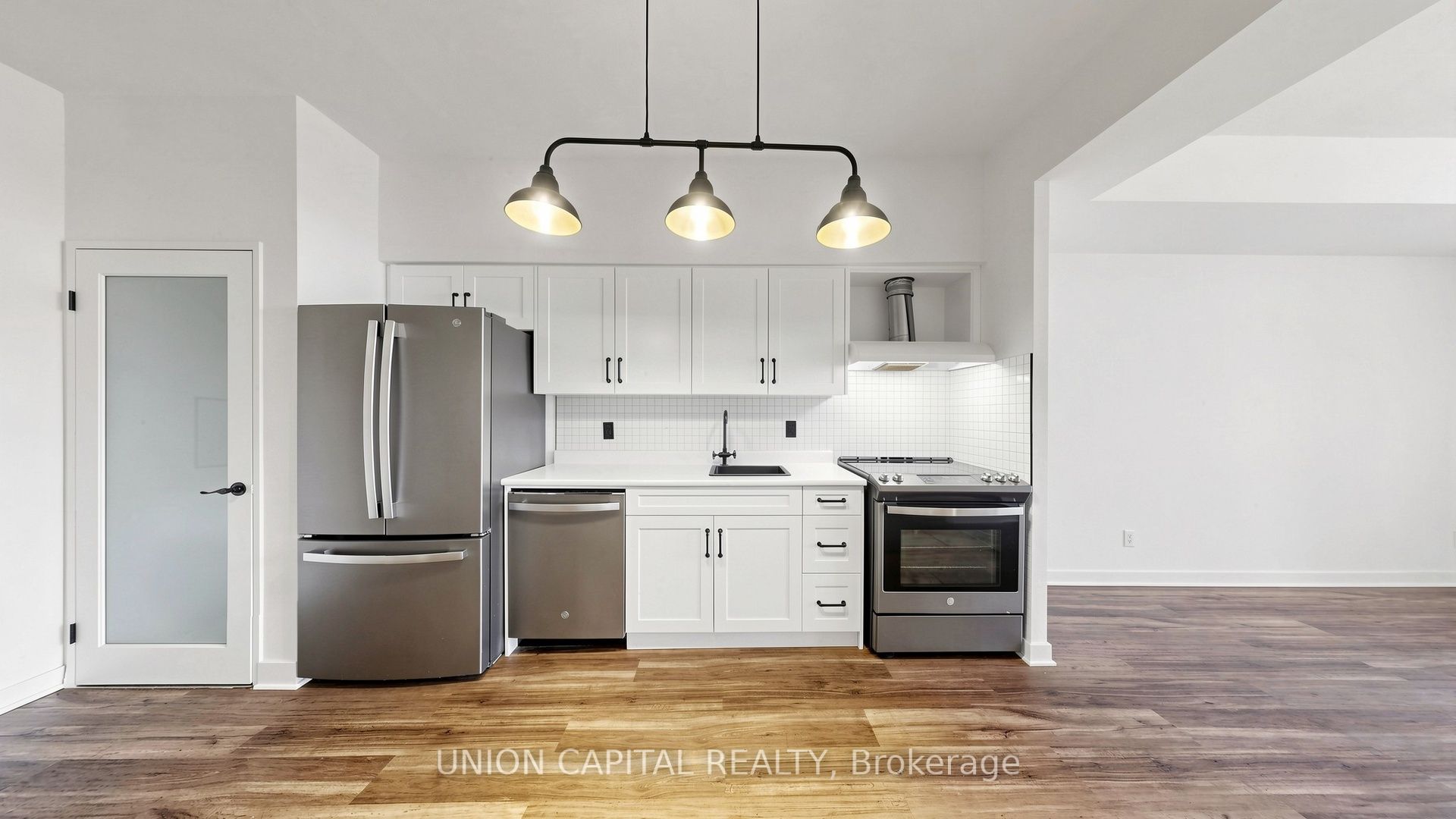 1375 Dupont Street 210, Toronto, ON M6H 4J8 photo 5