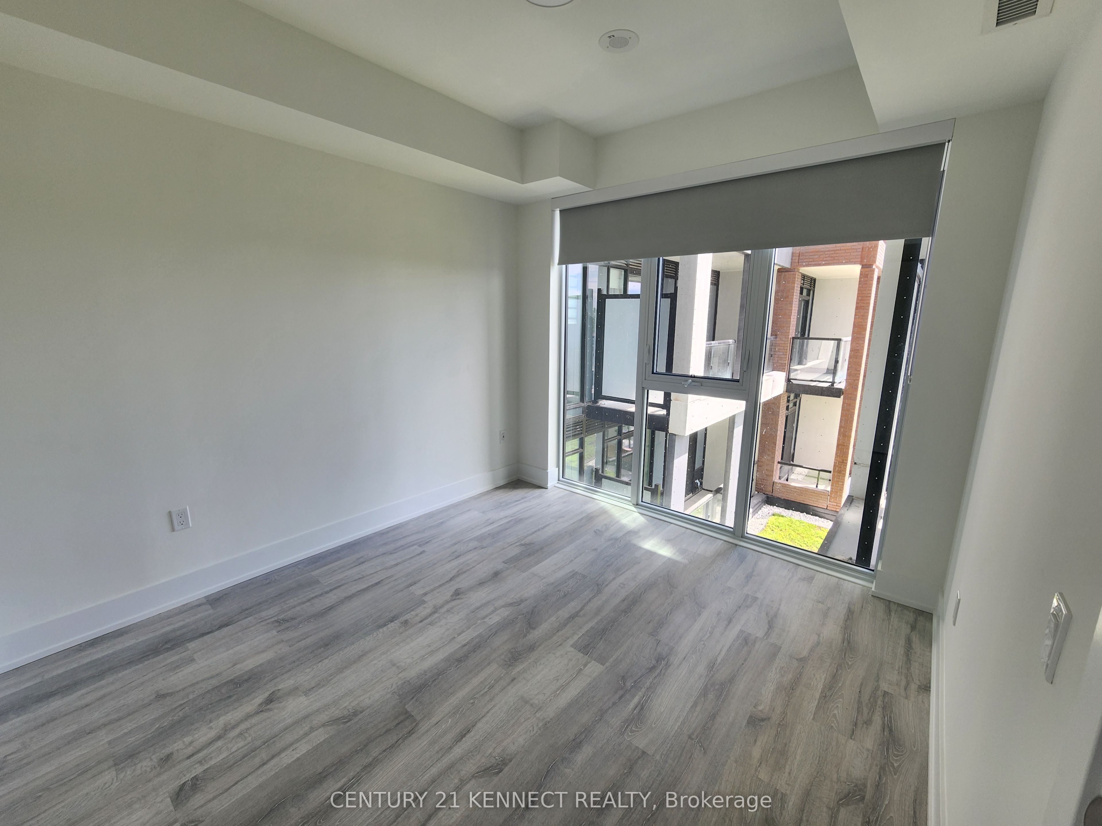 858 Dupont Street 302, Toronto, ON M6G 0C1 photo 5