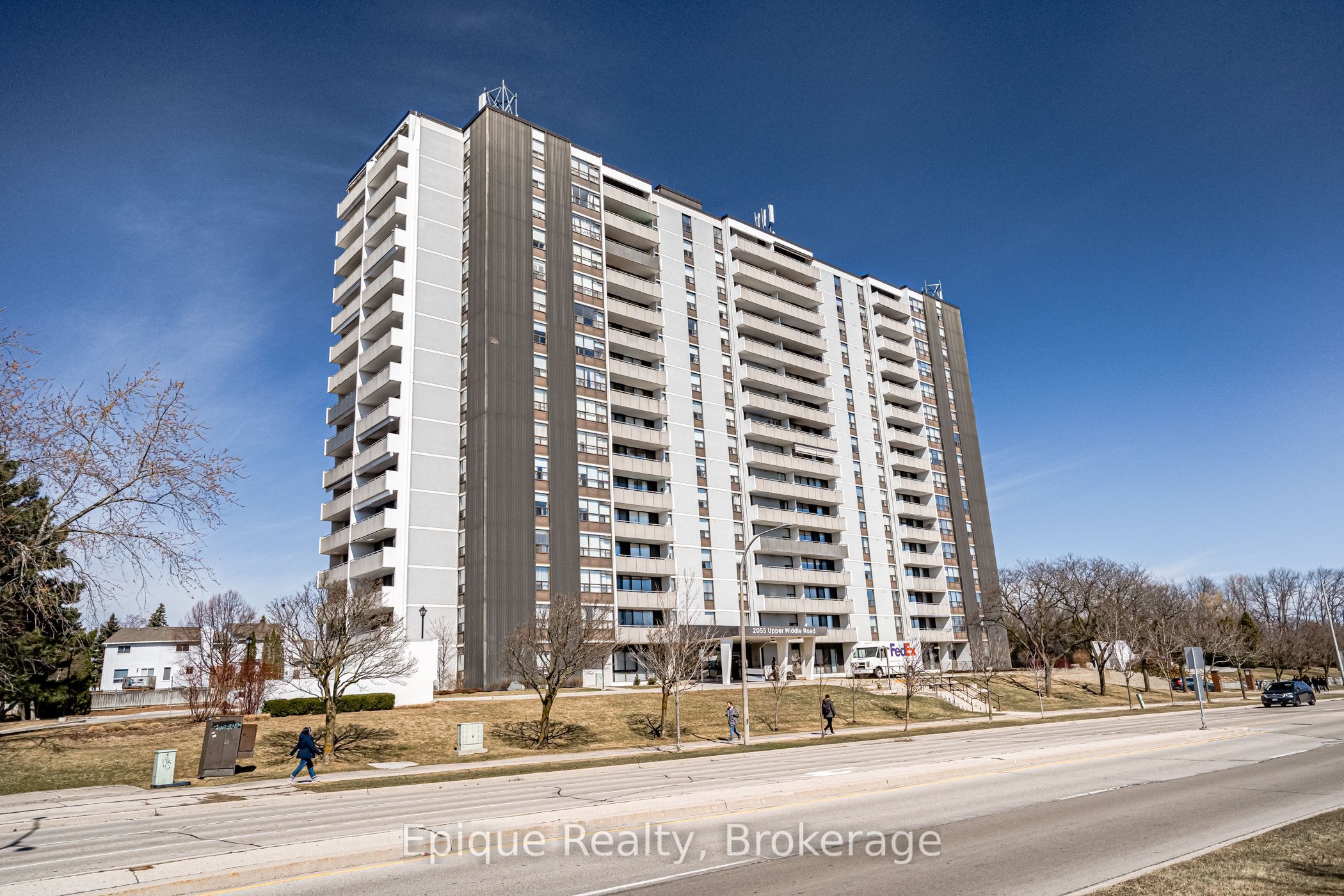 2055 UPPER MIDDLE Road 409, Burlington, ON L7P 3P4 photo 4