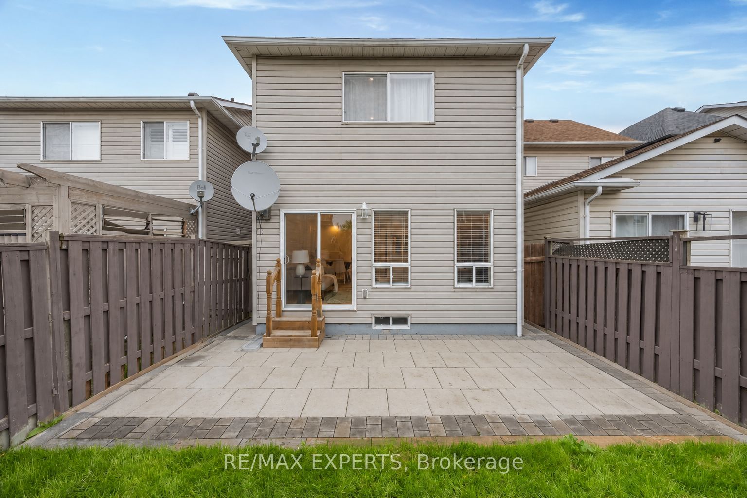 40 Dills Crescent, Milton, ON L9T 5P2