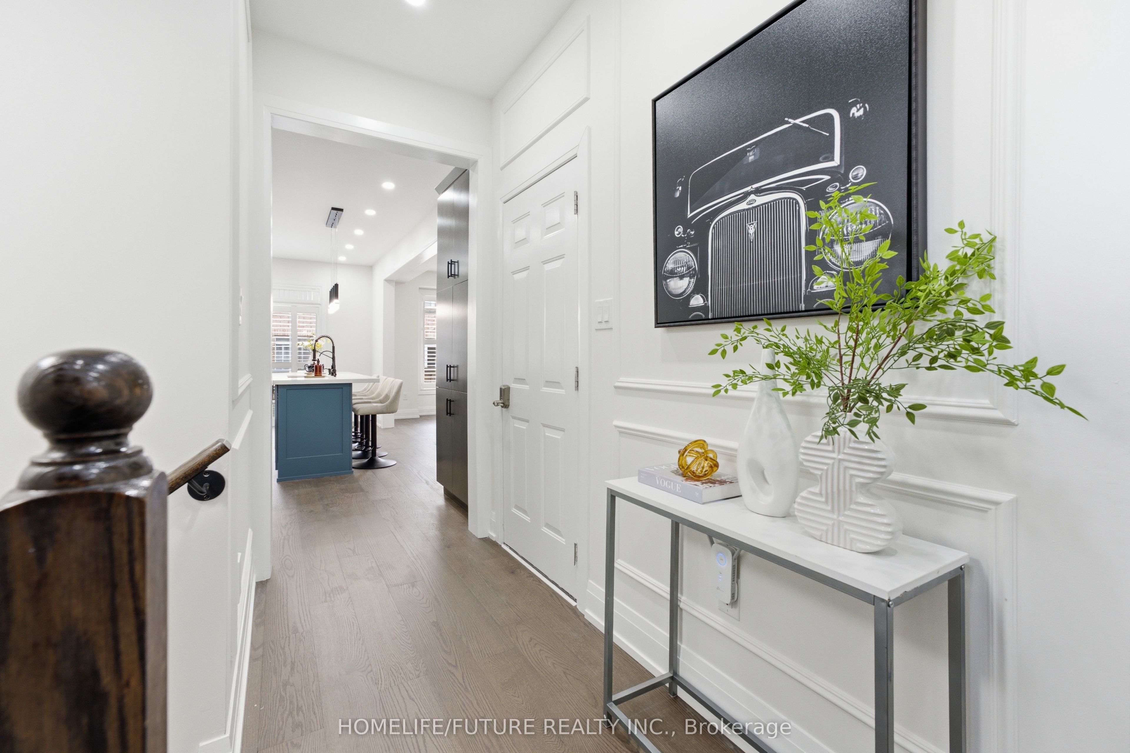 127 Huguenot Road, Oakville, ON L8H 0M3 photo 3