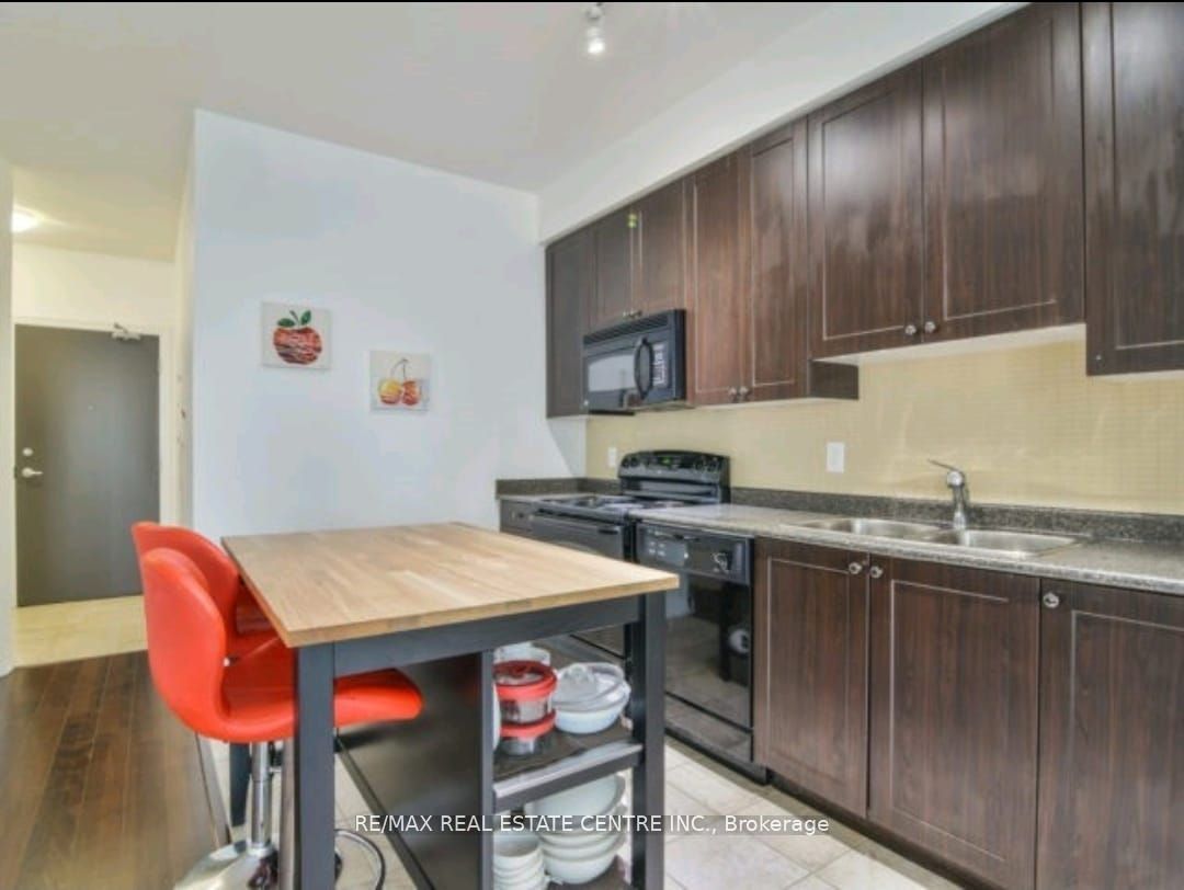 223 Webb Drive 1808, Mississauga, ON L5B 0E8 photo 4