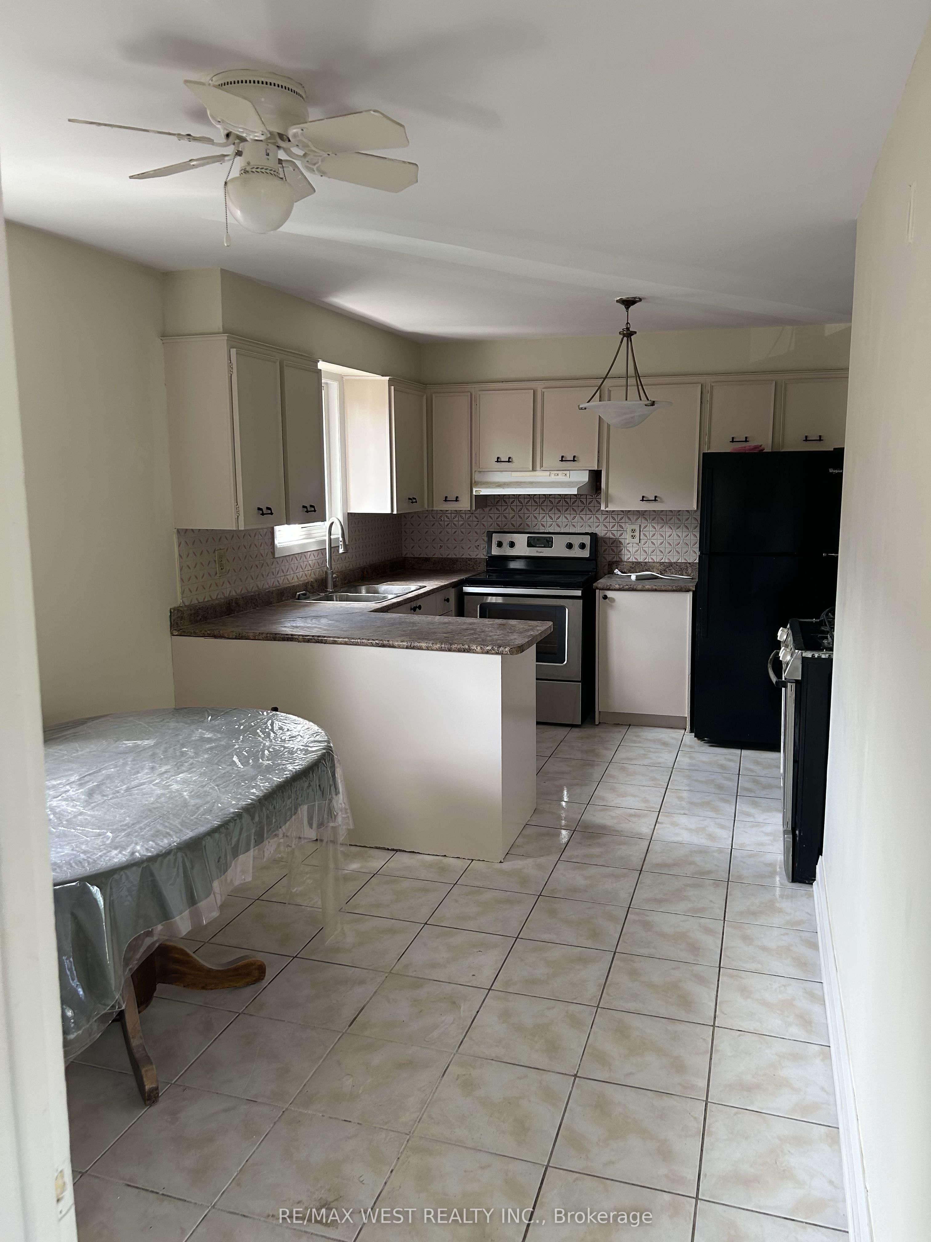 278 Grandravine Drive, Toronto, ON M3N 1J3 photo 5