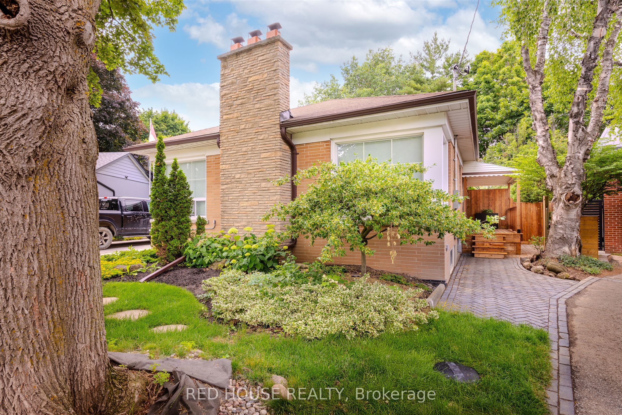 70 Beaverbrook Avenue Basement, Toronto, ON M9B 2N6