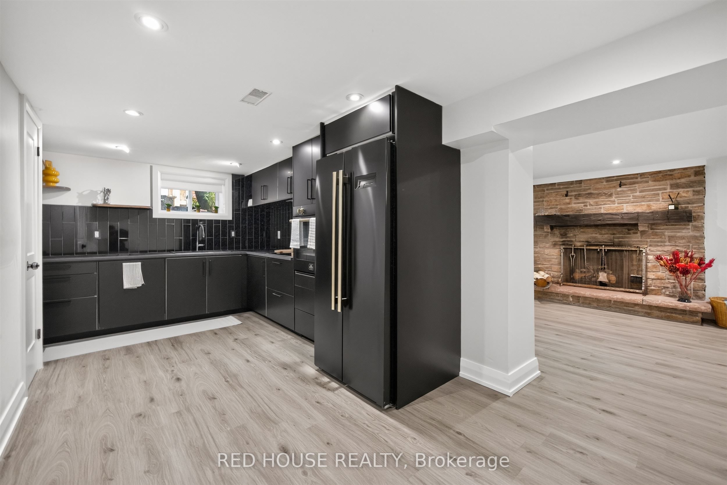 70 Beaverbrook Avenue Basement, Toronto, ON M9B 2N6 photo 5