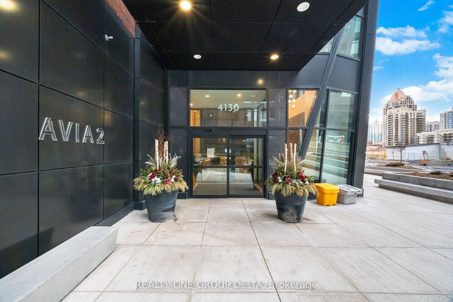 4130 Parkside Village Drive 502, Mississauga, ON L5B 3M8 photo 4