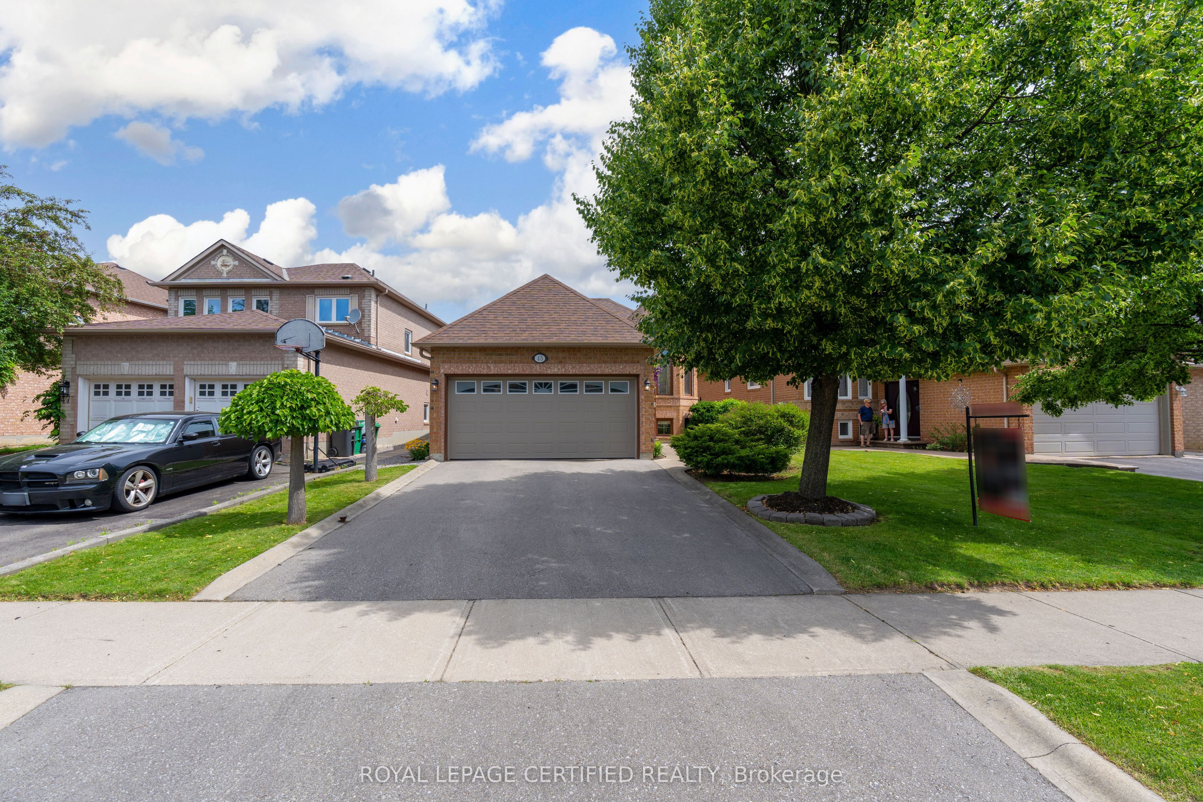 45 Springview Drive, Brampton, ON L6X 4M3